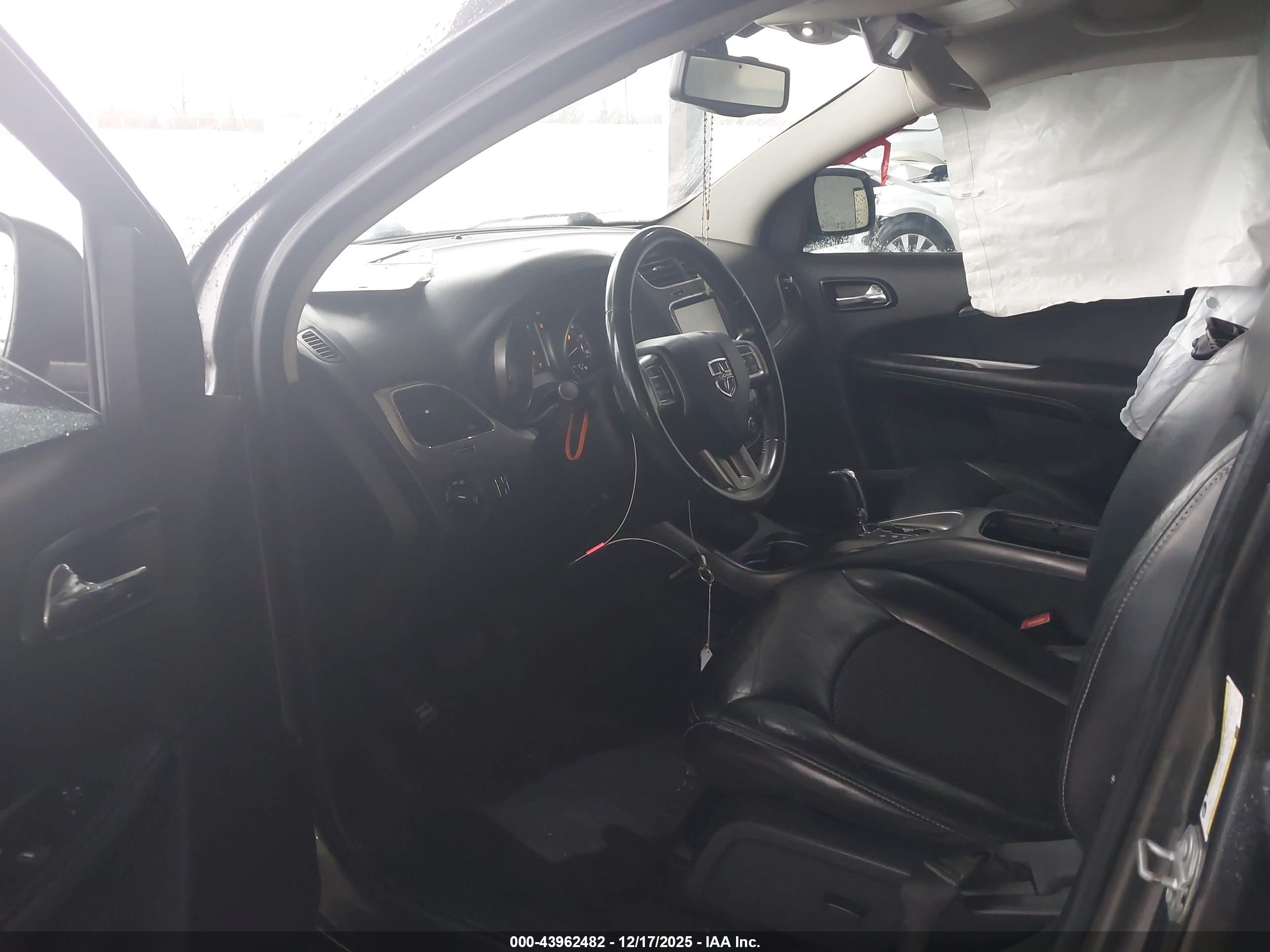 DODGE JOURNEY image 5