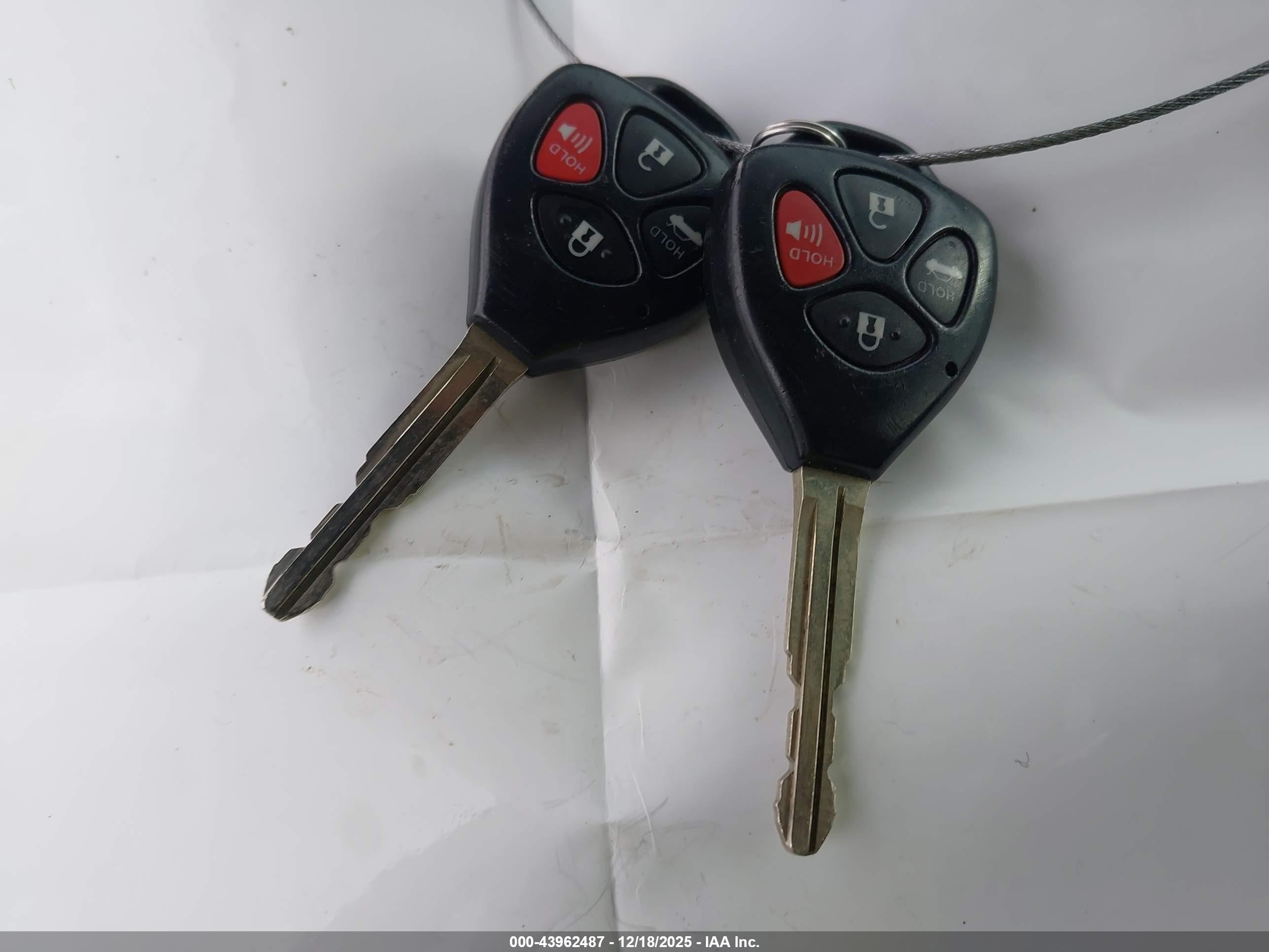 TOYOTA COROLLA image 11