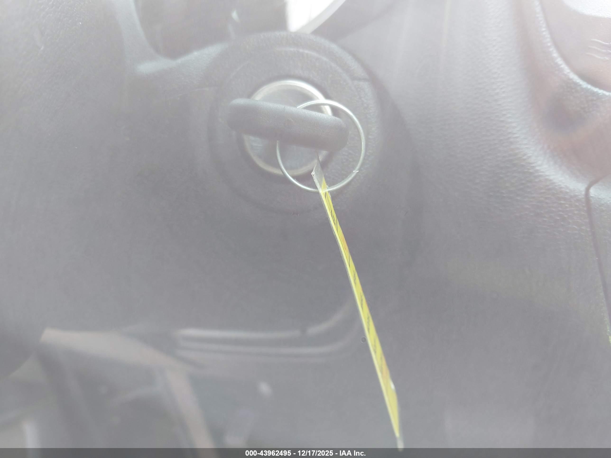 CHEVROLET EQUINOX image 11