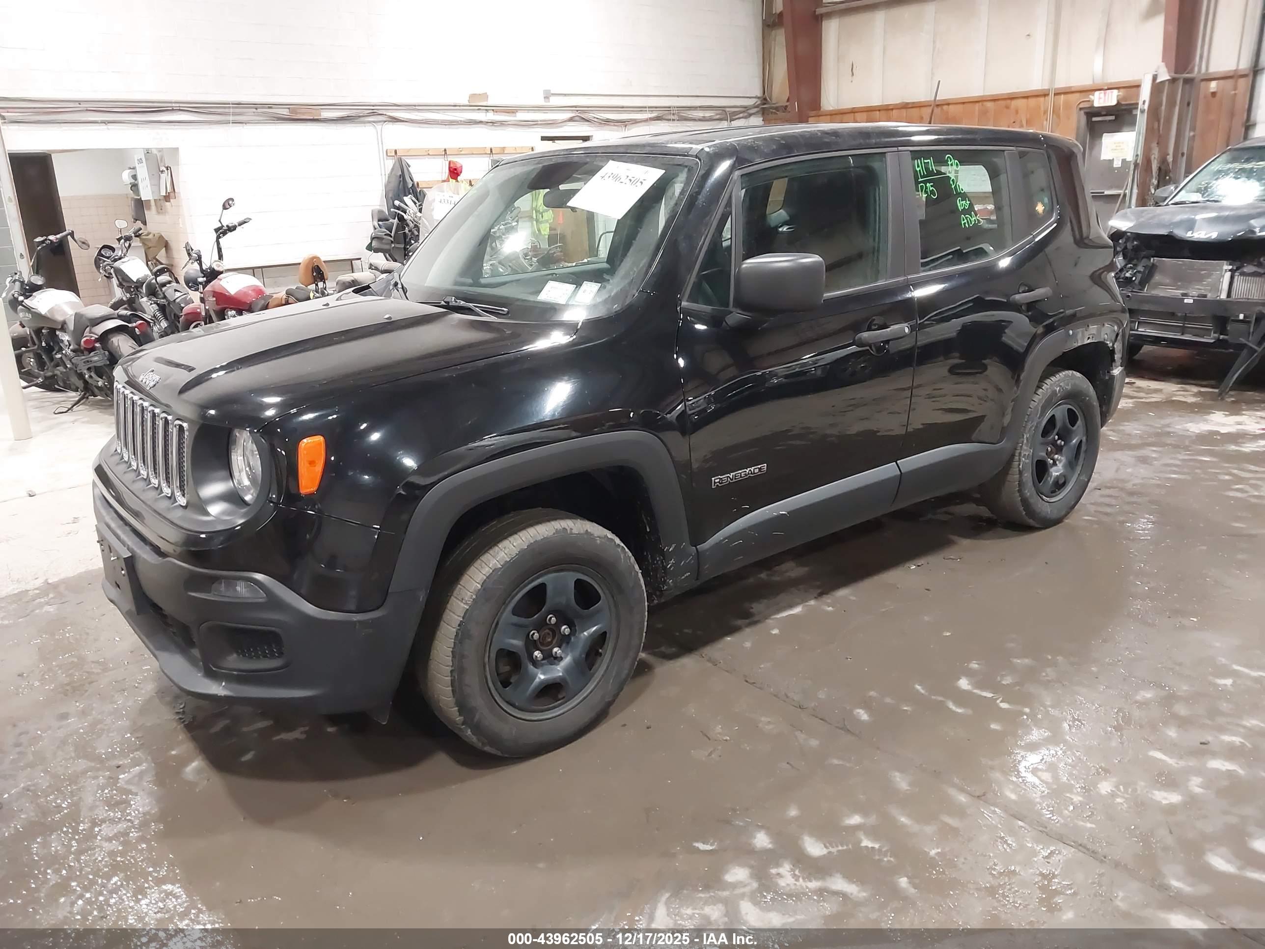 JEEP RENEGADE image 2