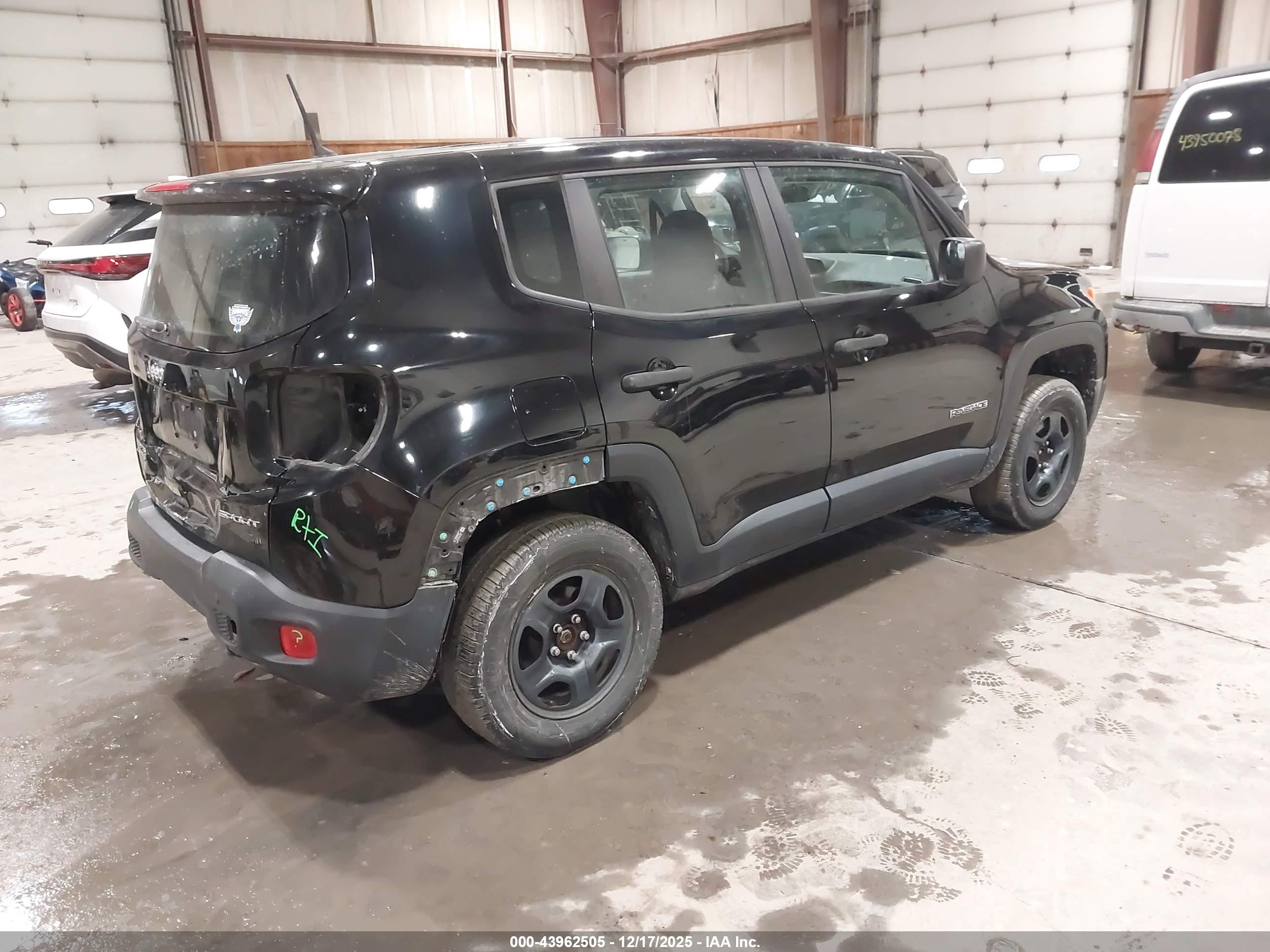 JEEP RENEGADE image 4