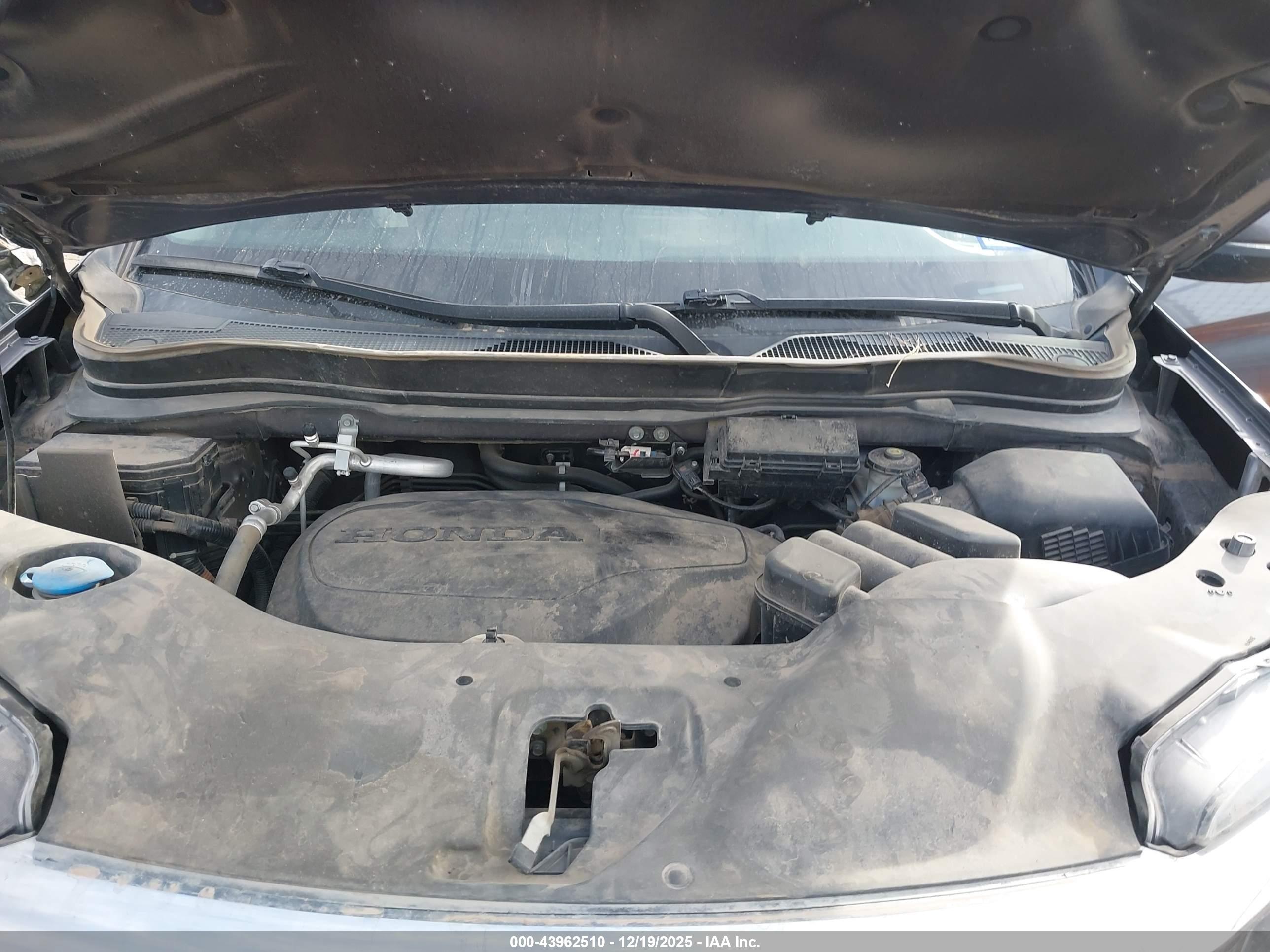 HONDA PILOT image 10