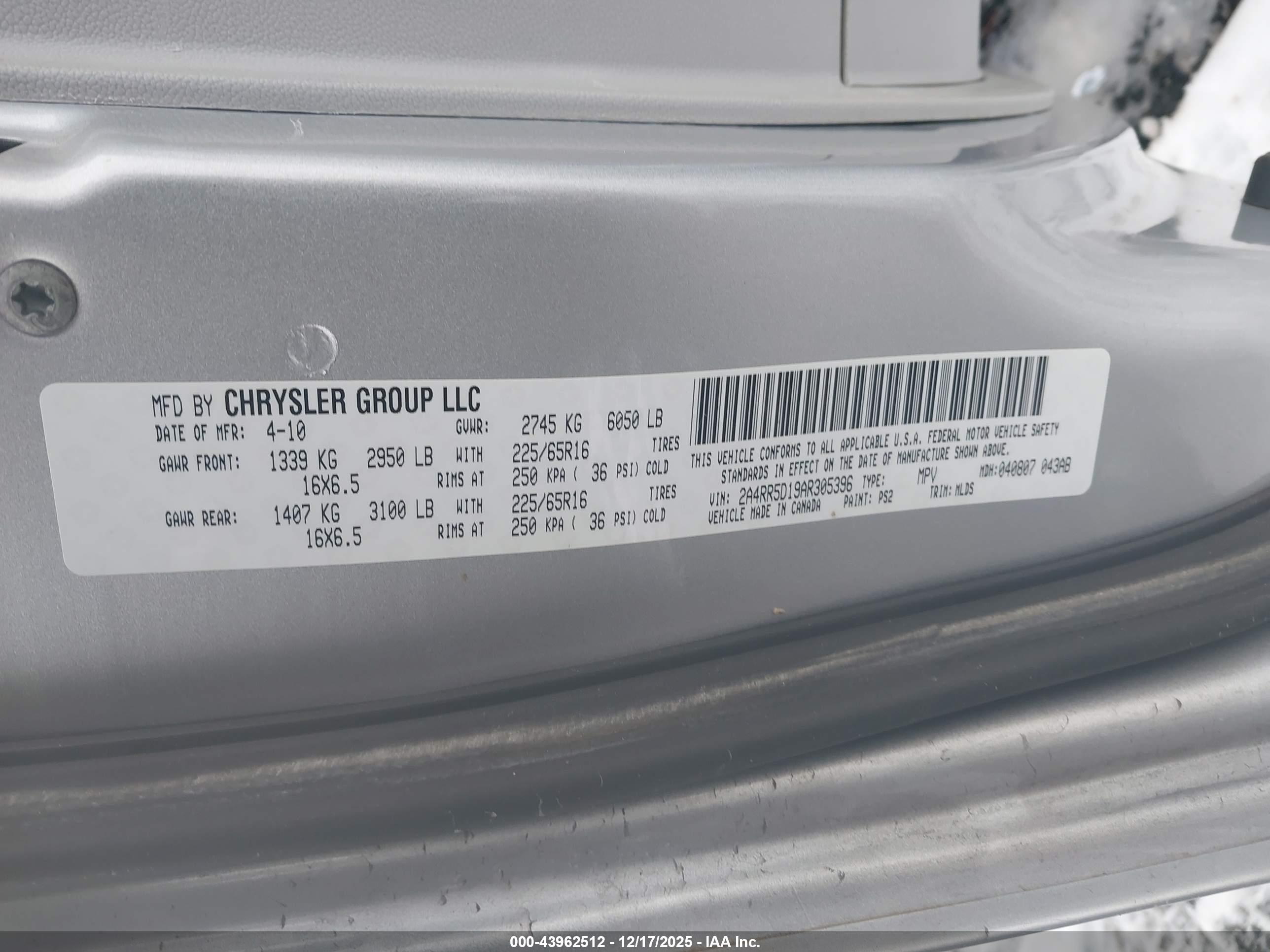 CHRYSLER TOWN image 9