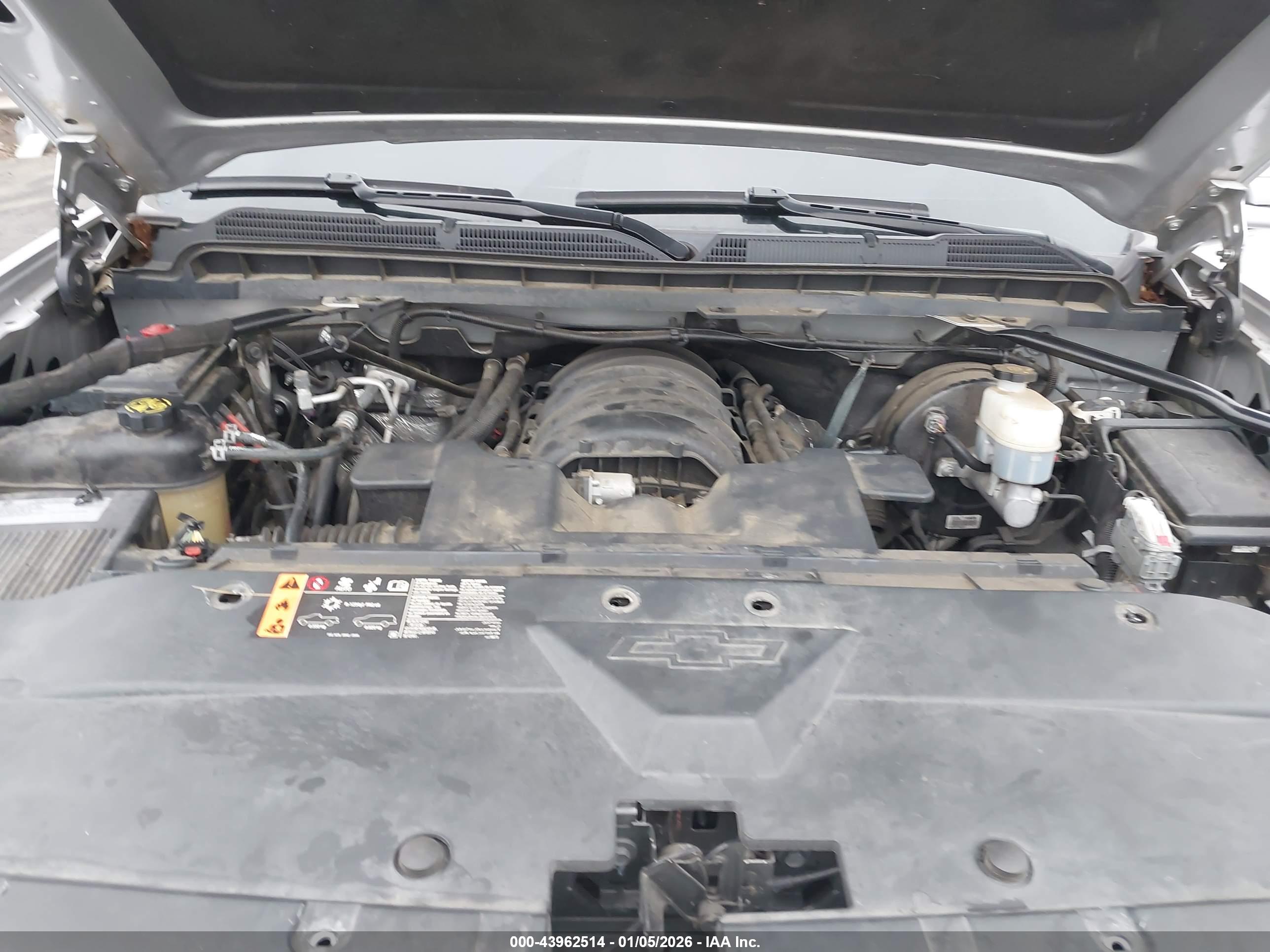 CHEVROLET SILVERADO image 10