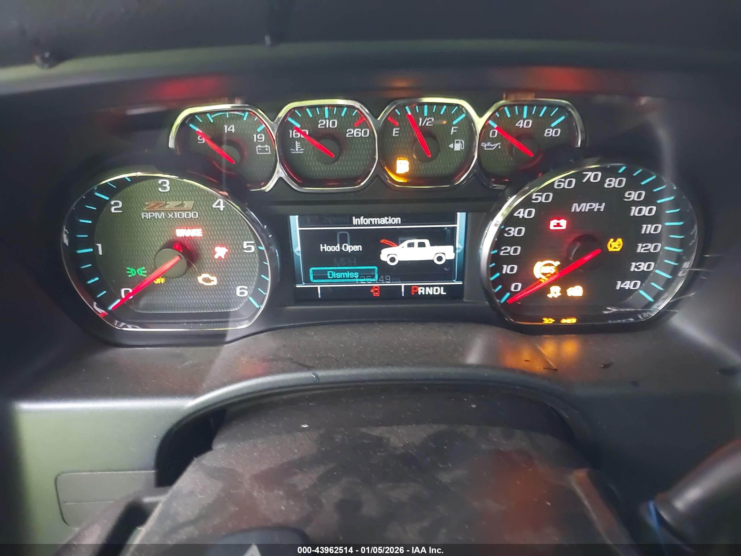 CHEVROLET SILVERADO image 7
