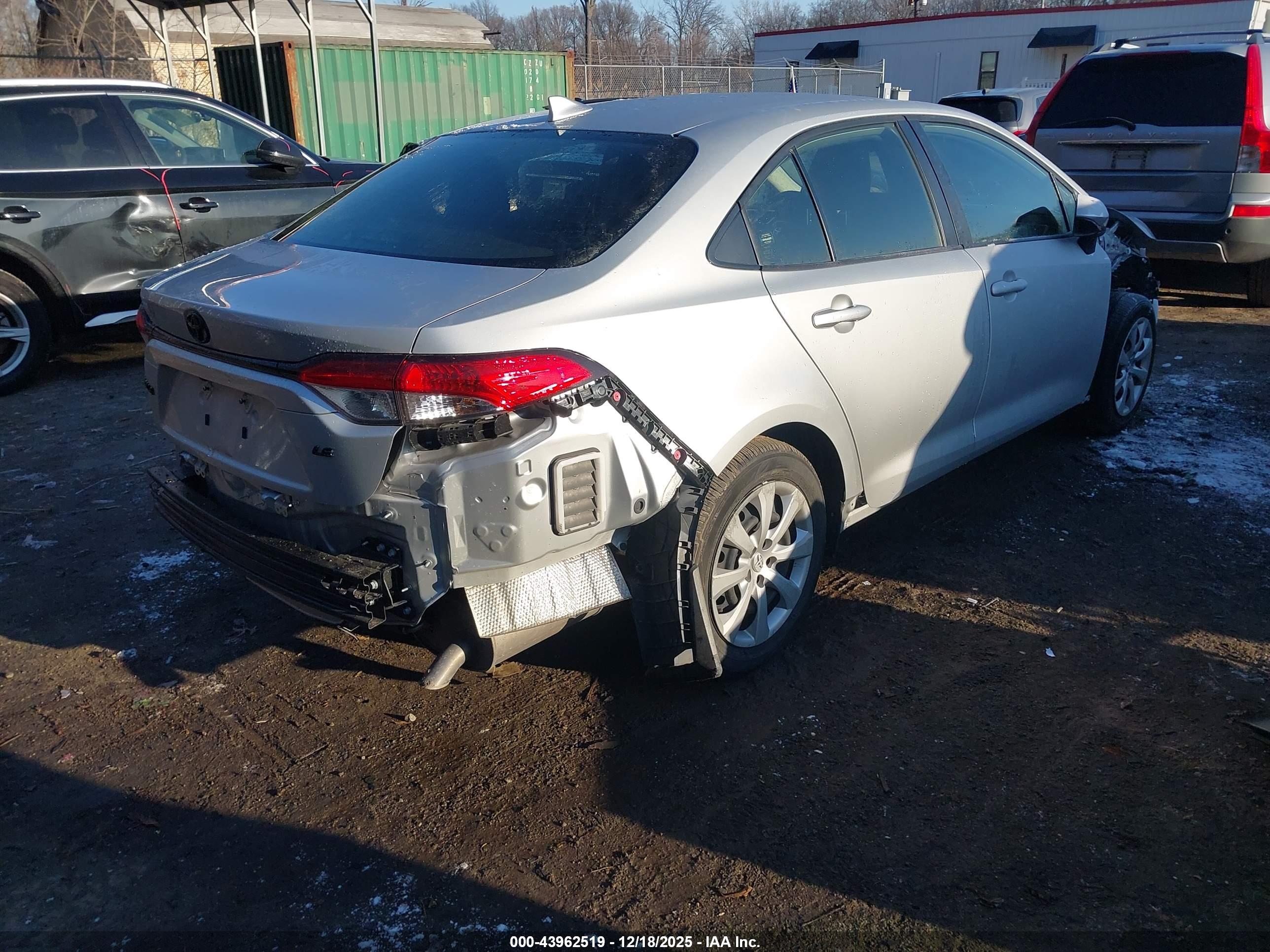 TOYOTA COROLLA image 4