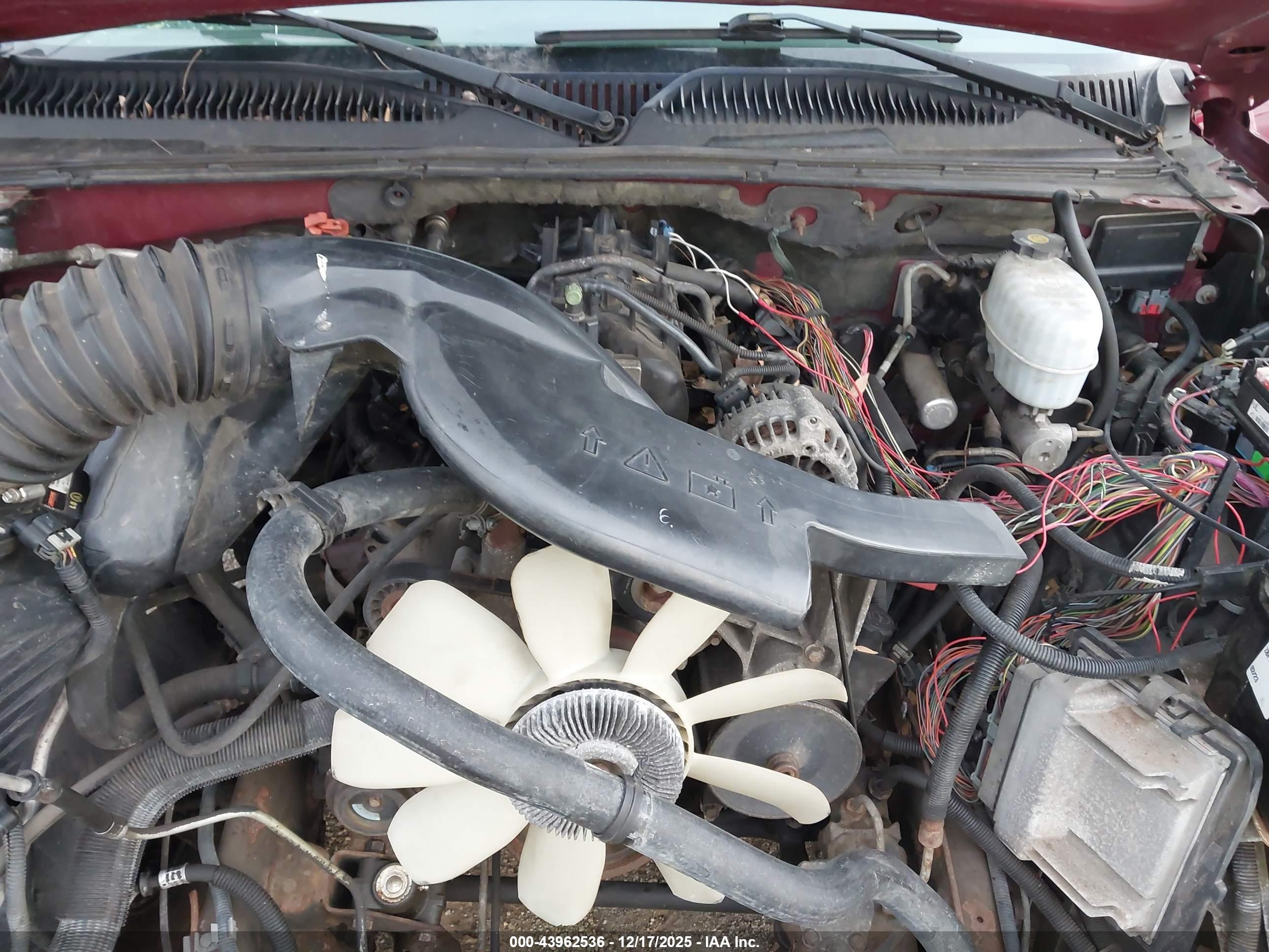 CHEVROLET AVALANCHE image 10