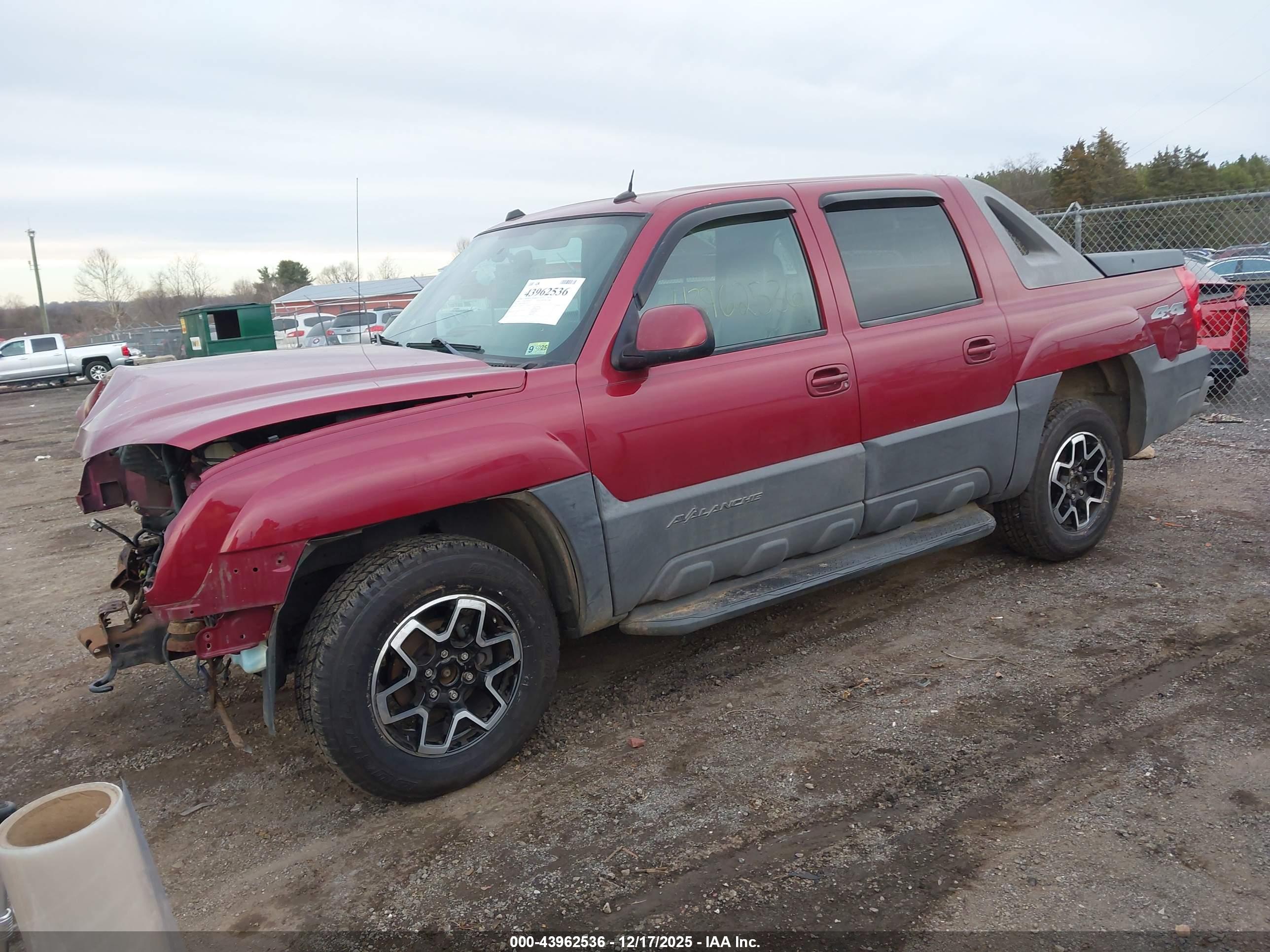 CHEVROLET AVALANCHE image 2