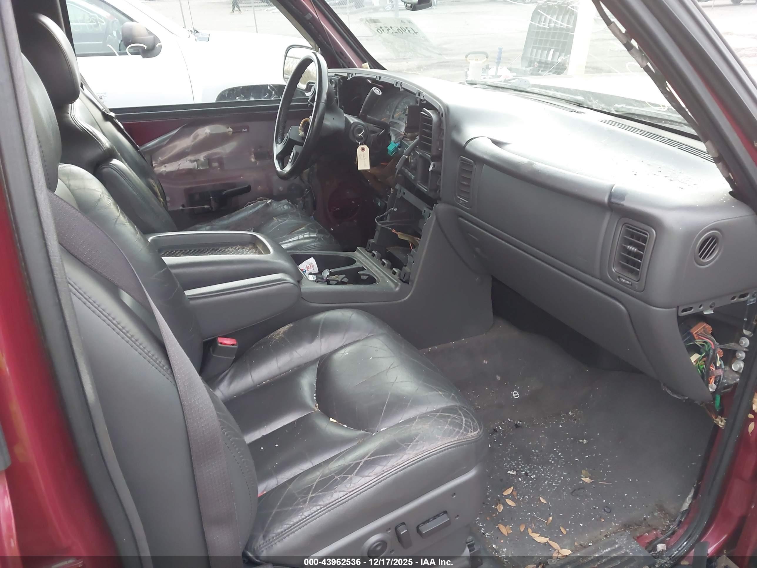 CHEVROLET AVALANCHE image 5