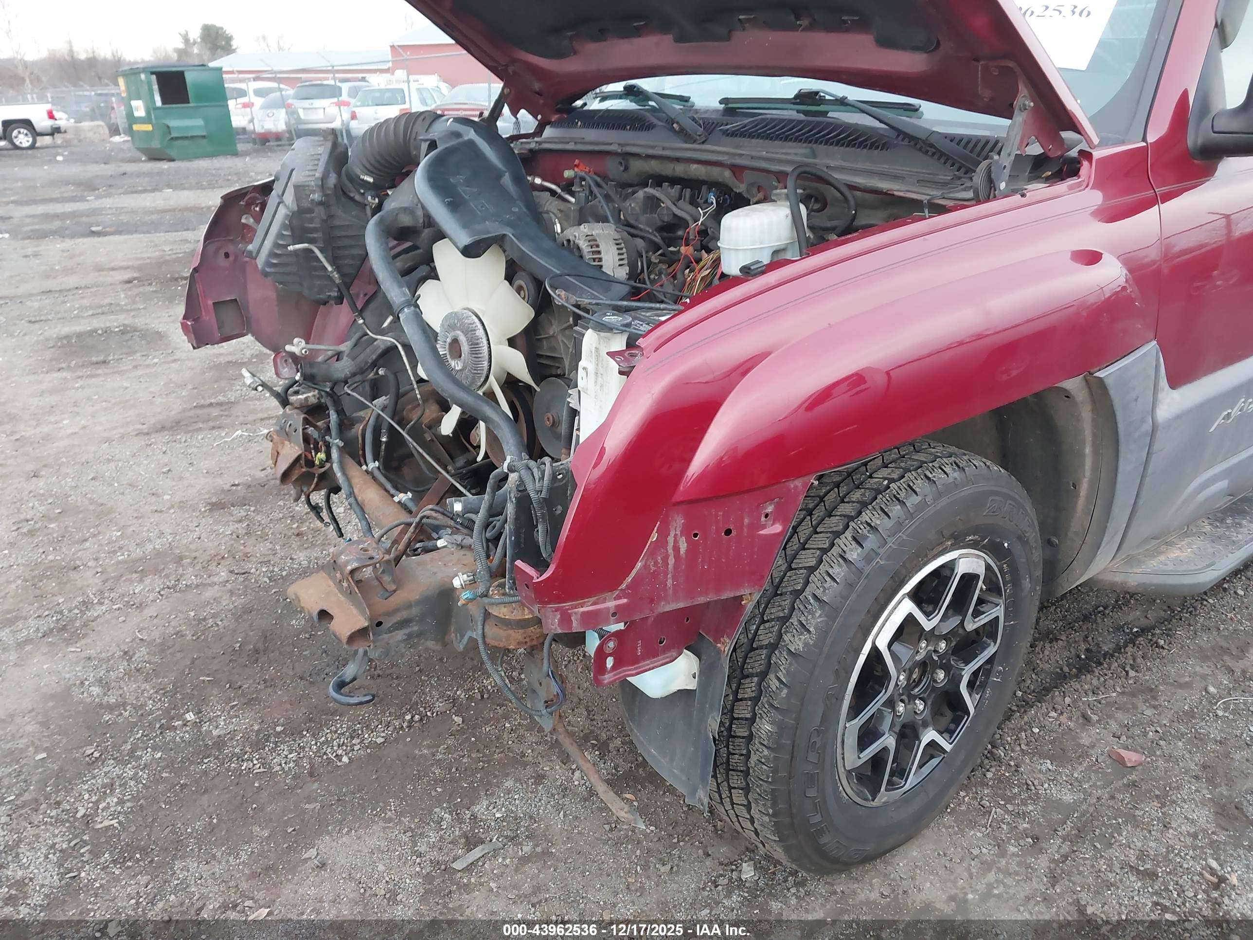 CHEVROLET AVALANCHE image 6