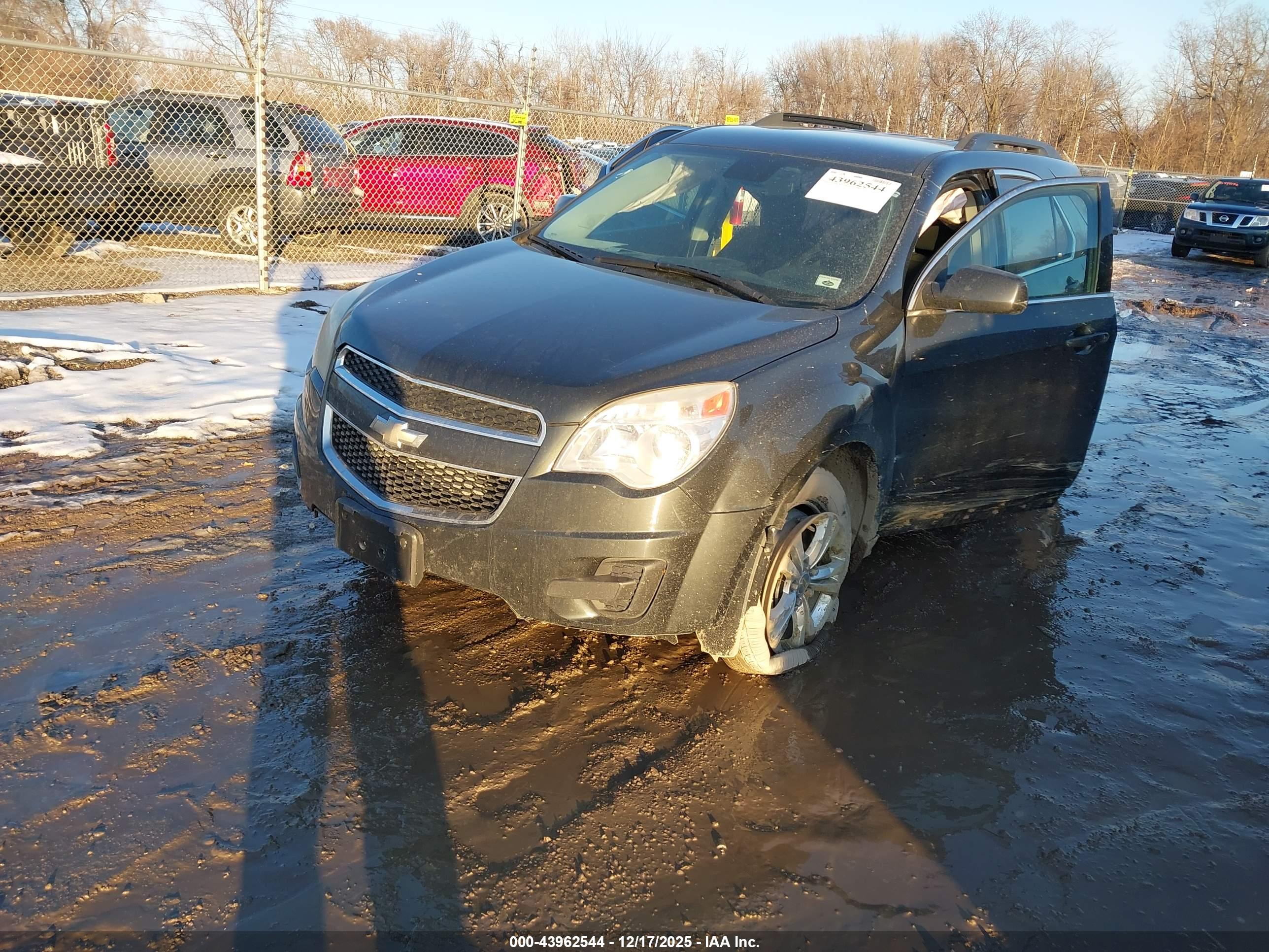 CHEVROLET EQUINOX image 2