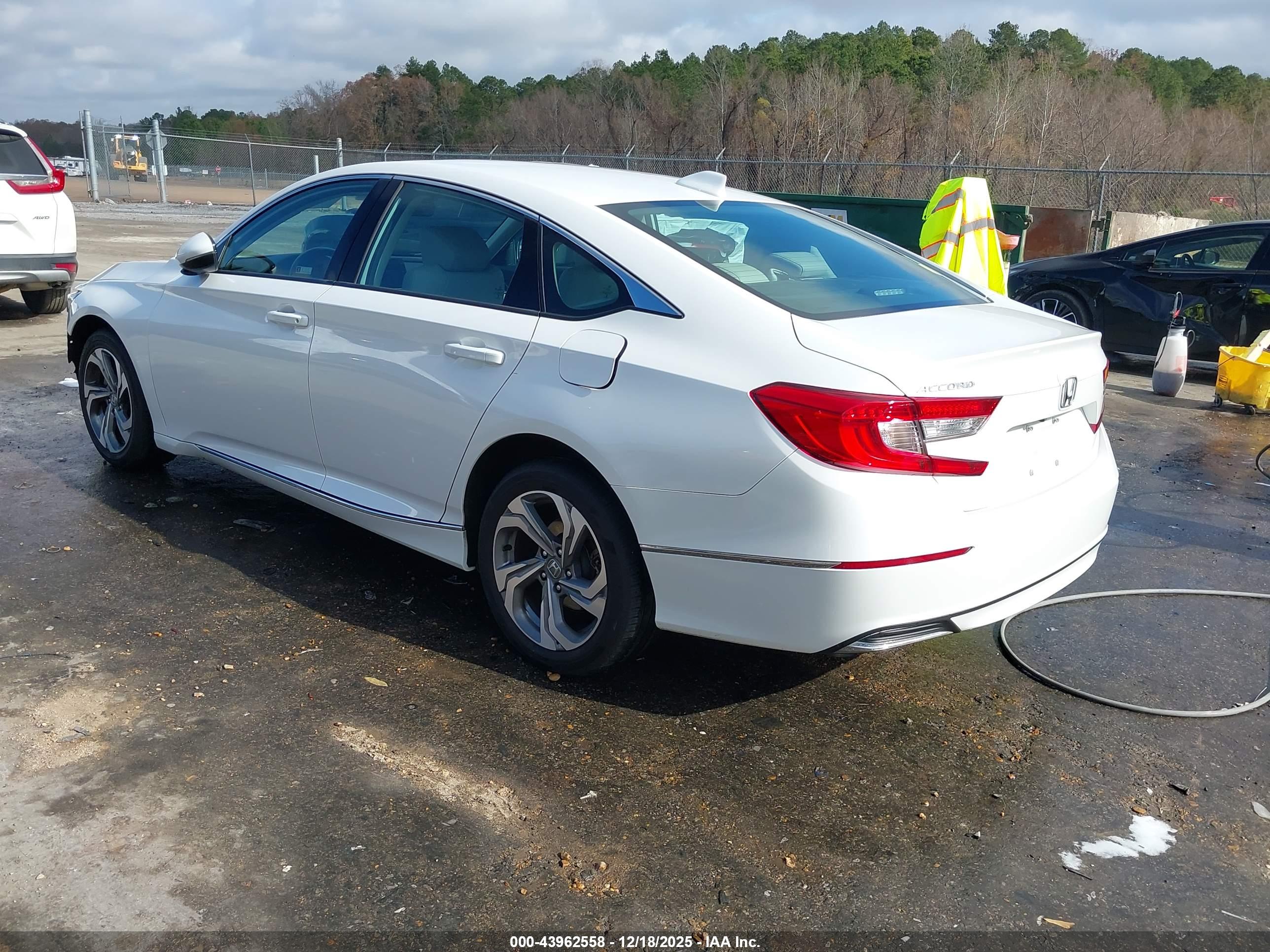HONDA ACCORD image 3