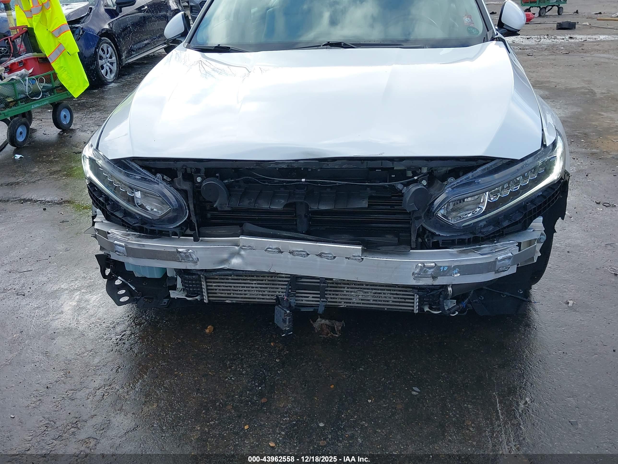 HONDA ACCORD image 6