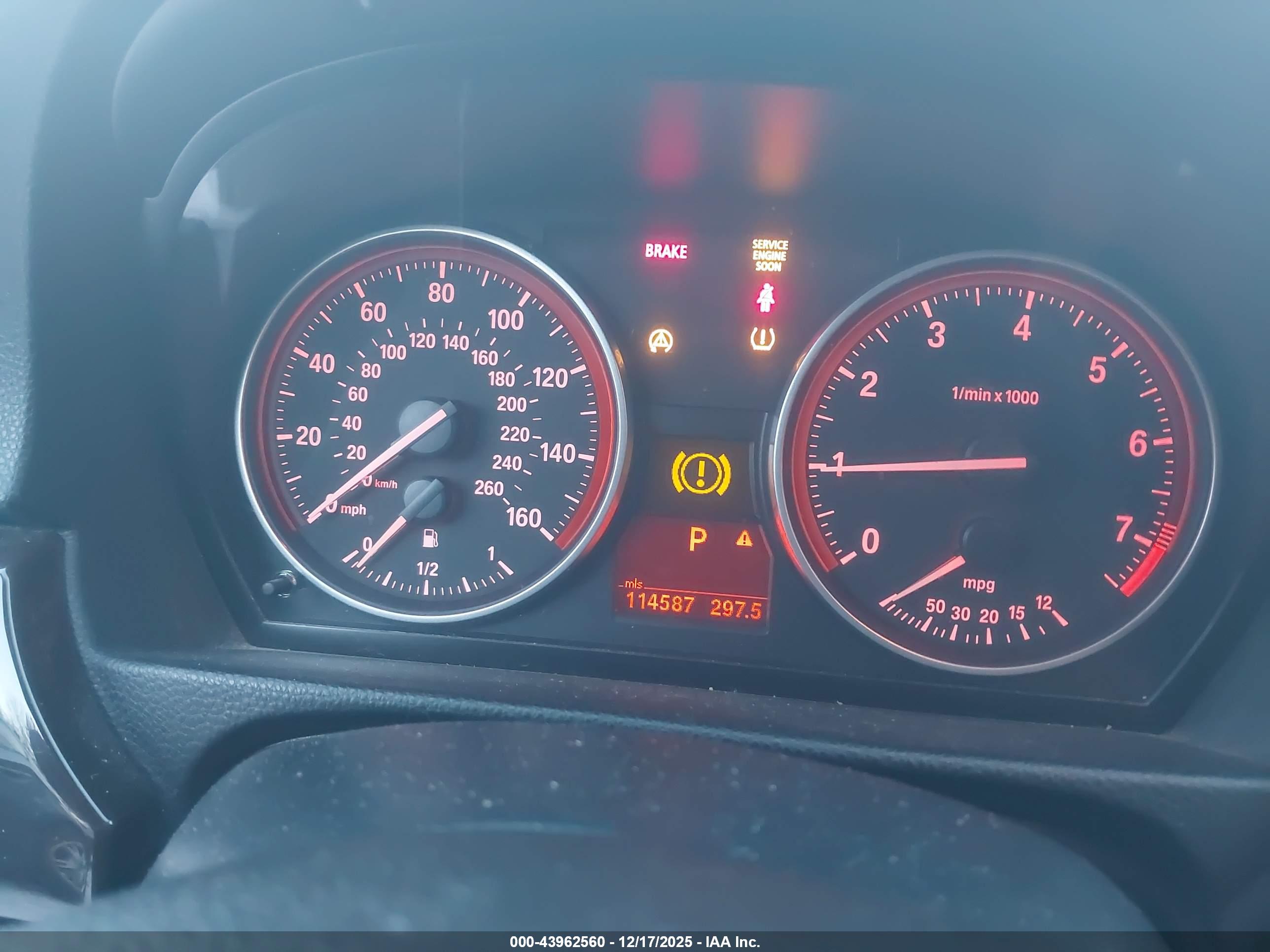 BMW 328I image 7
