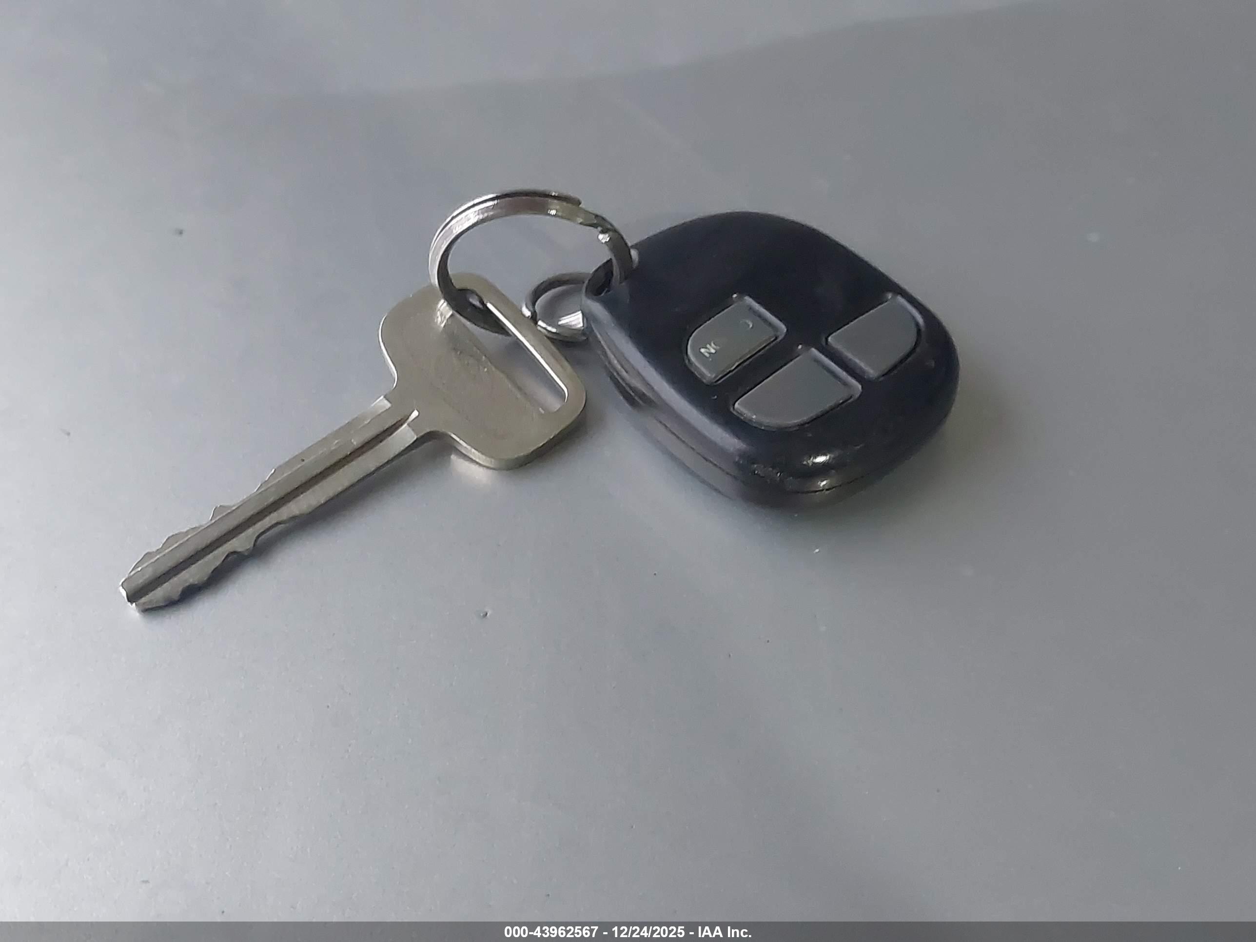 TOYOTA 4RUNNER image 11
