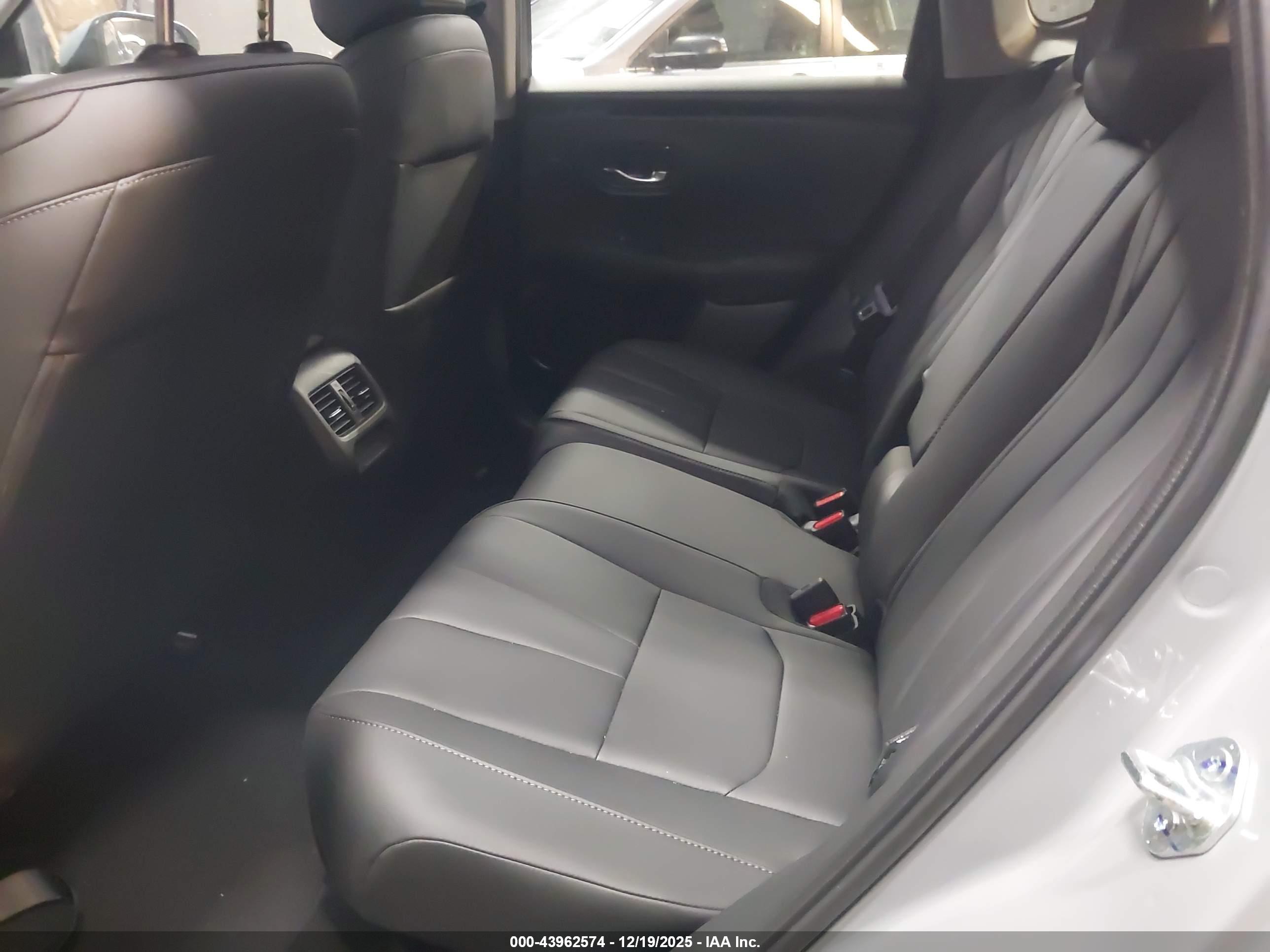 ACURA ADX image 8