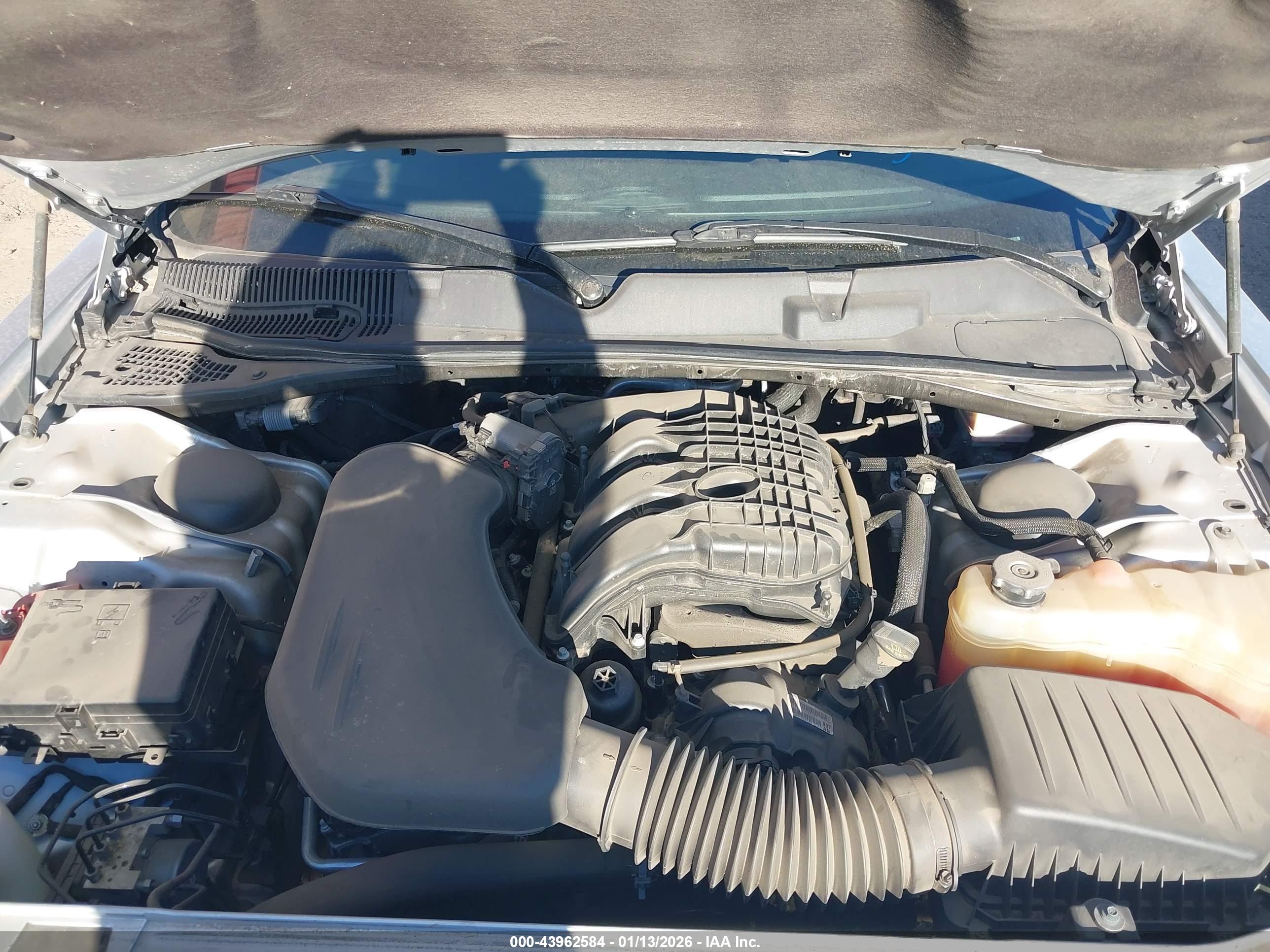 DODGE CHALLENGER image 10