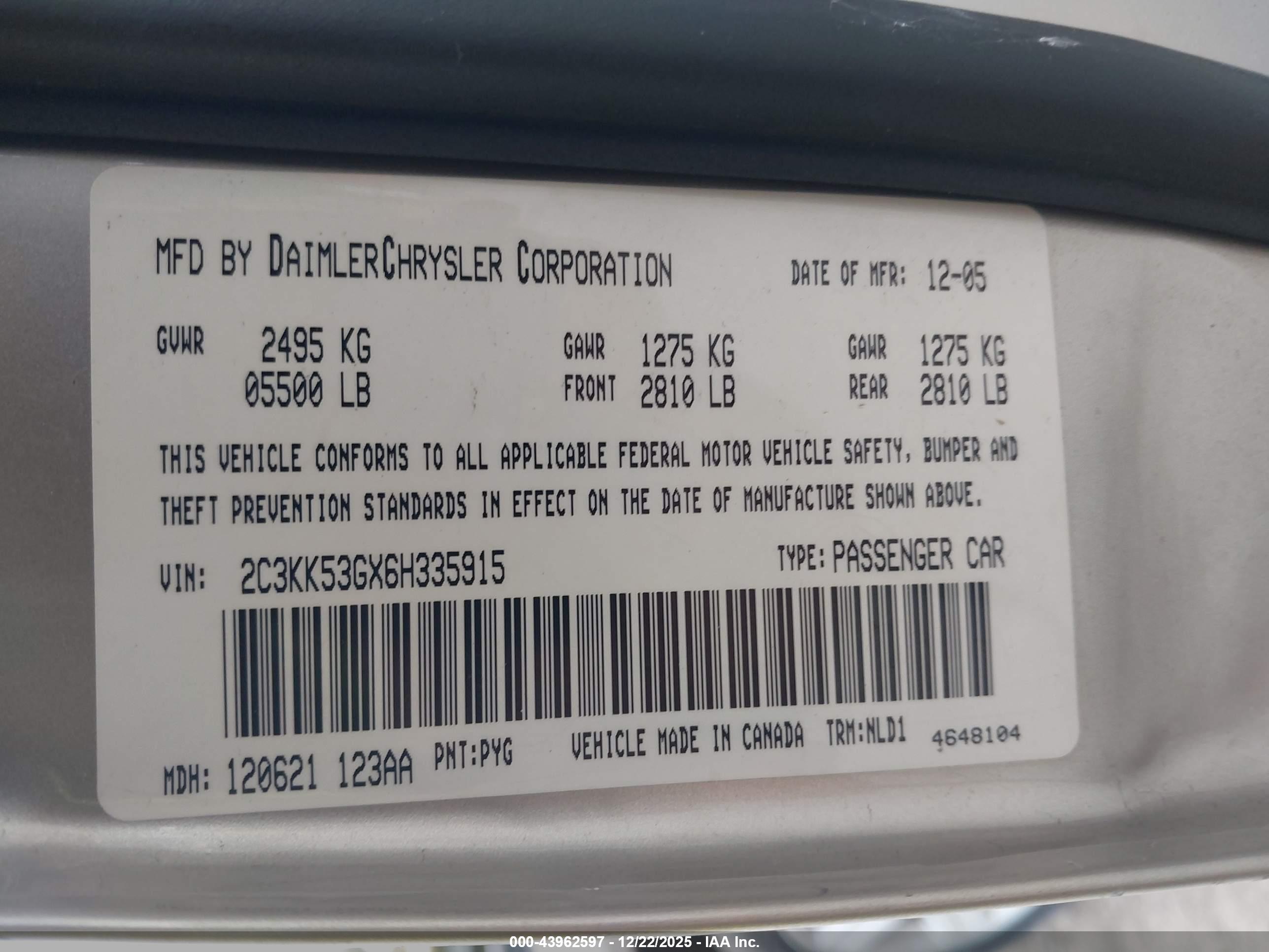 CHRYSLER 300 image 9