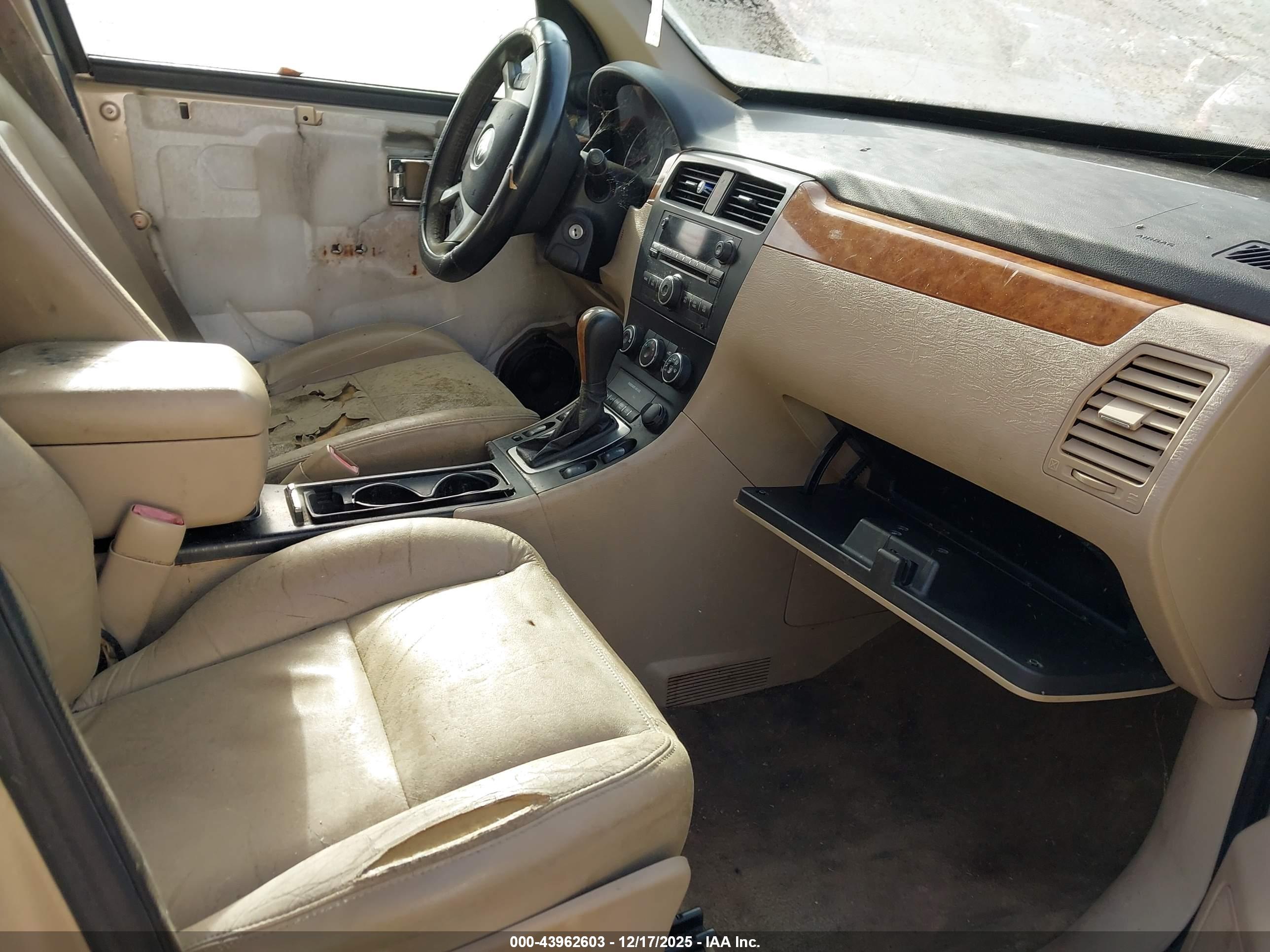 SUZUKI XL7 image 5