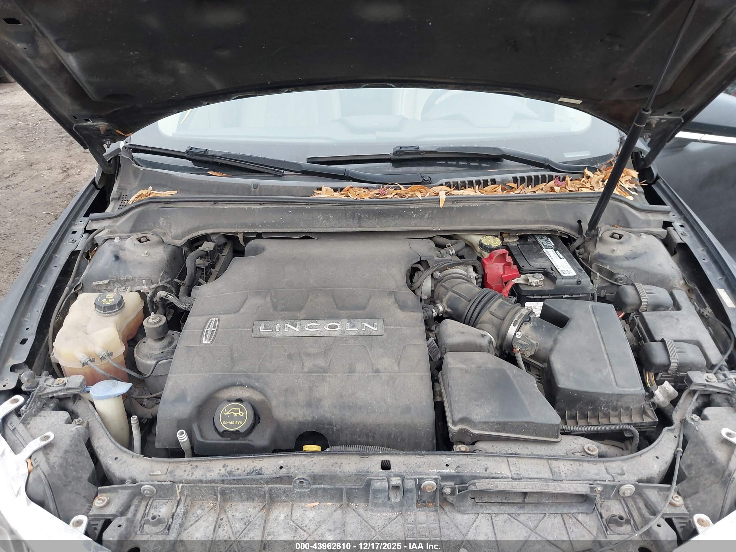 LINCOLN MKZ image 10