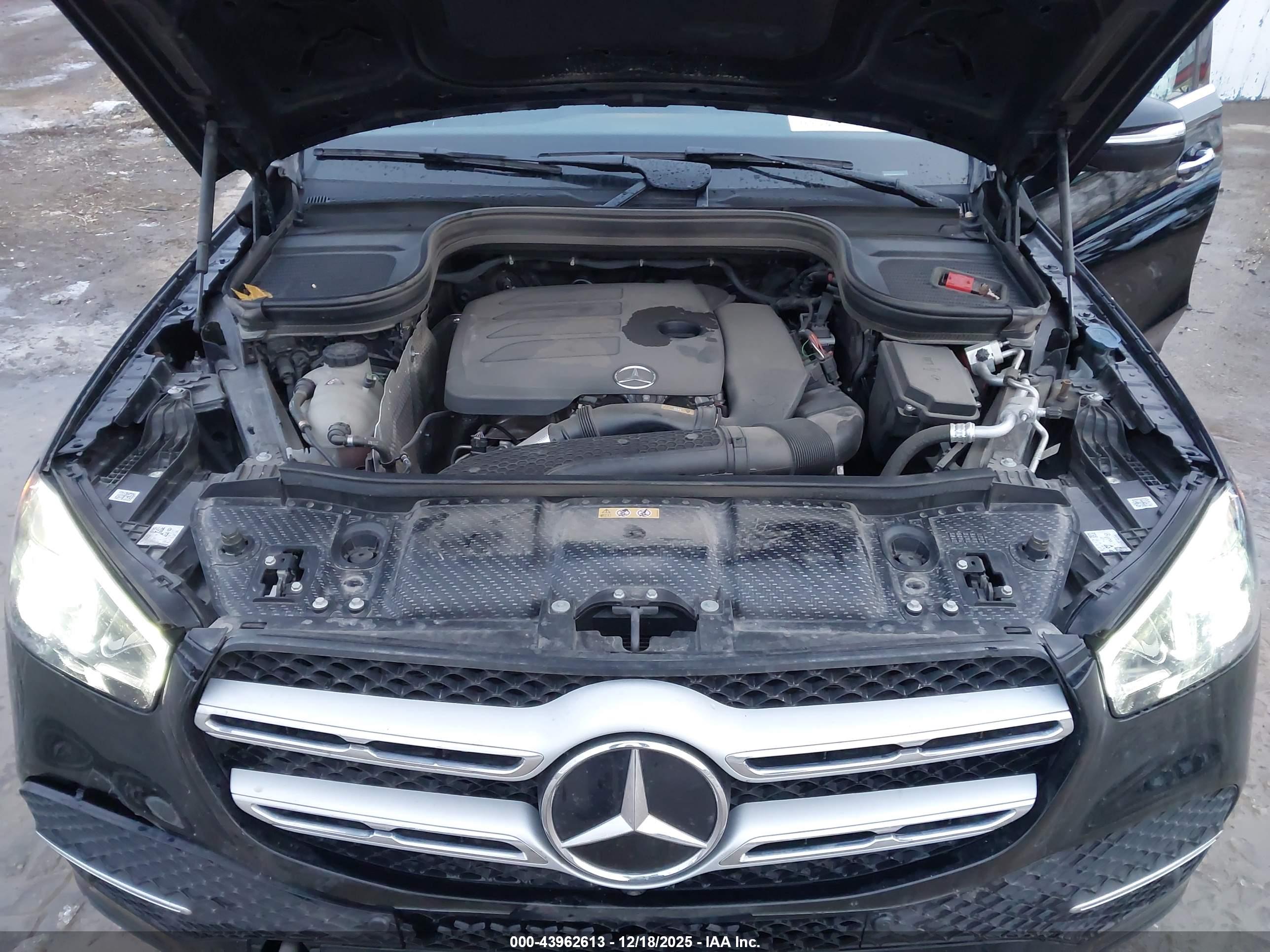MERCEDES-BENZ GLE image 10