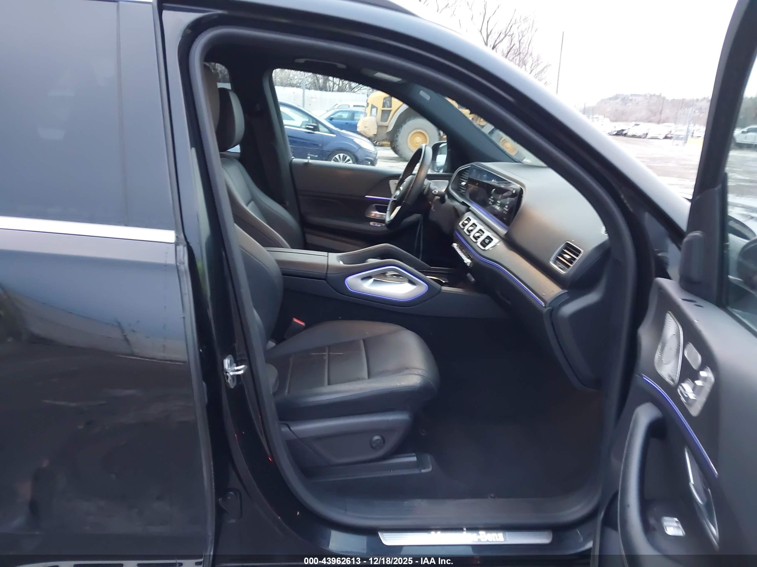 MERCEDES-BENZ GLE image 5