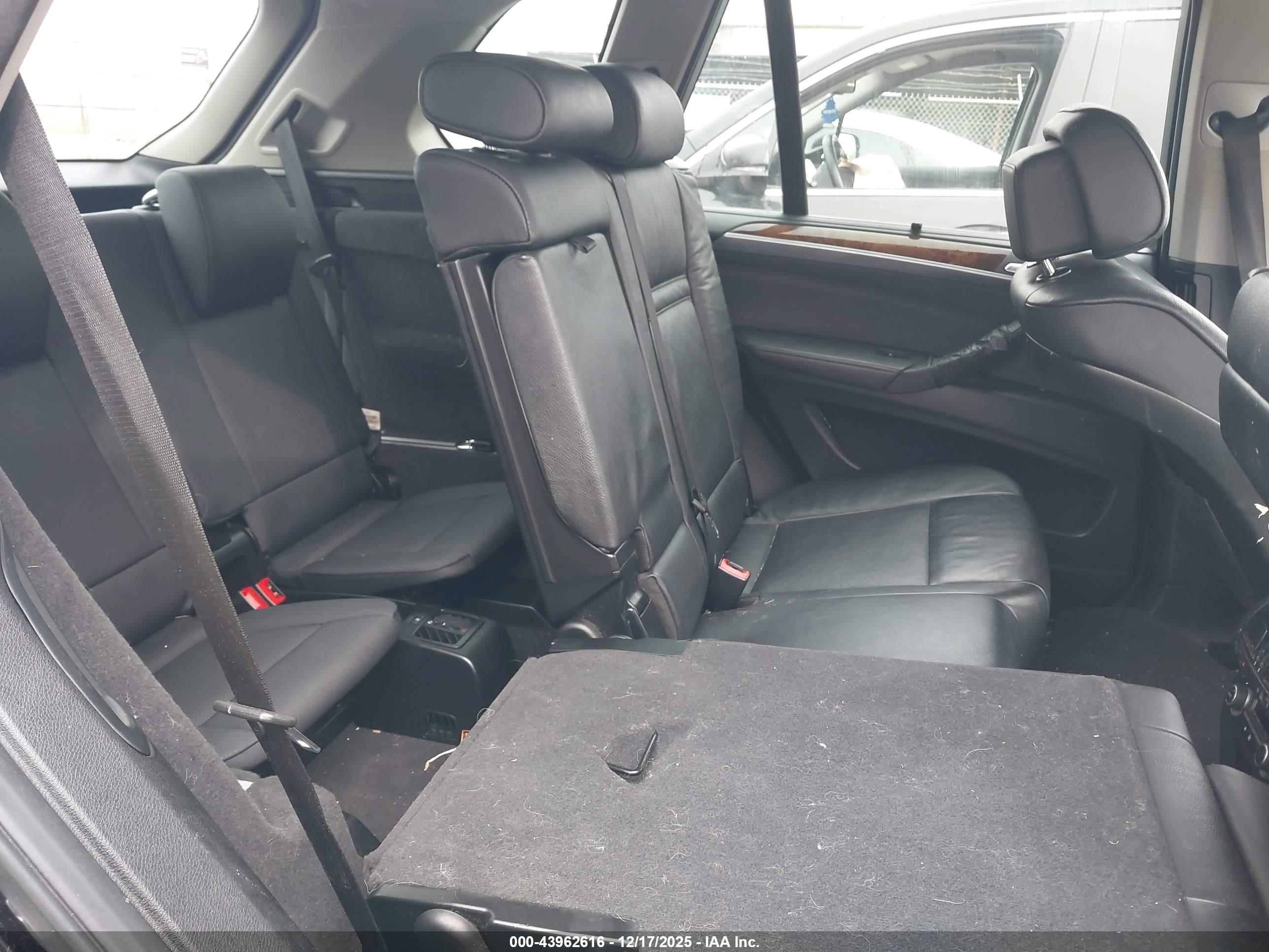 BMW X5 image 8