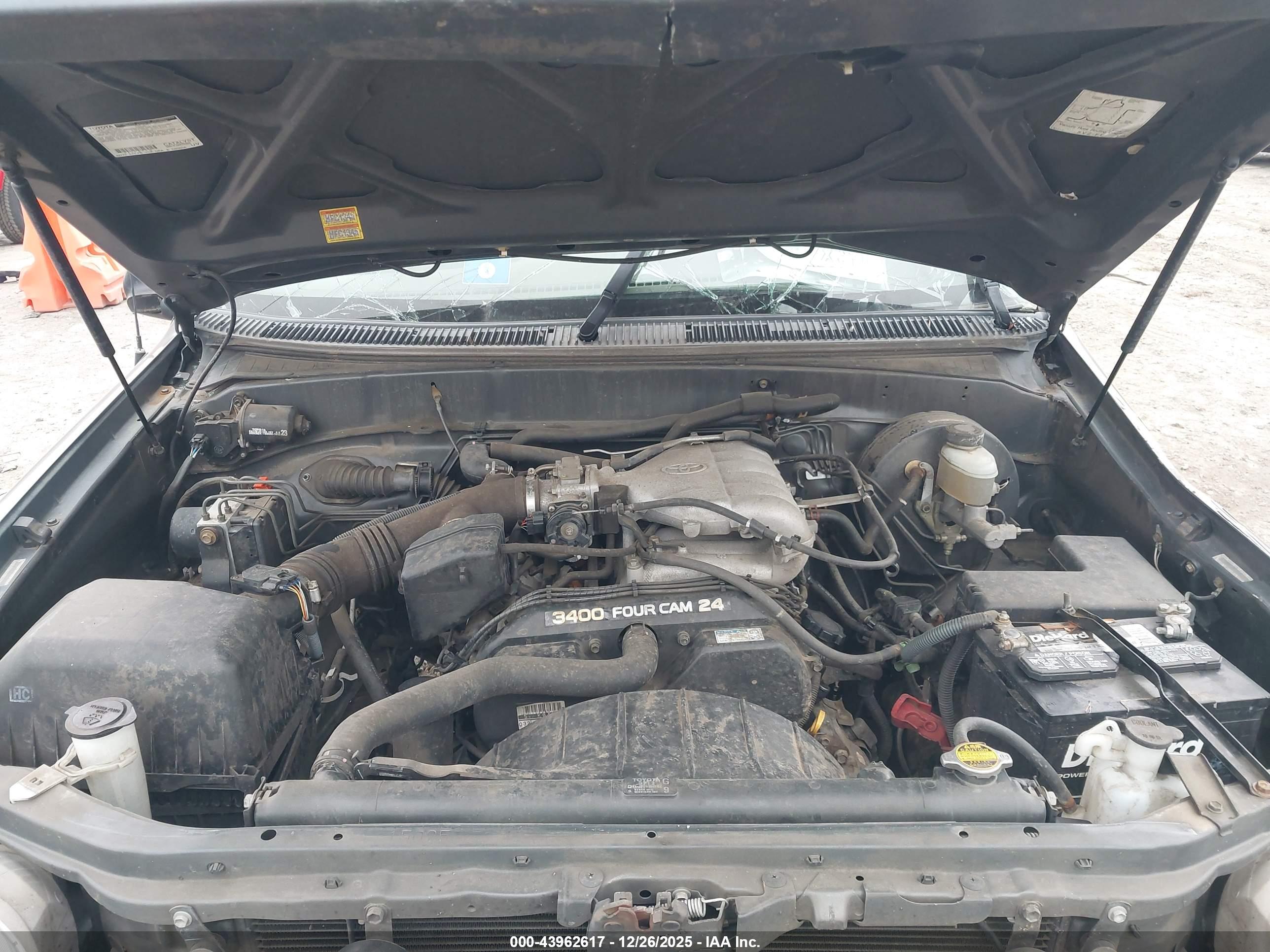 TOYOTA TUNDRA image 10