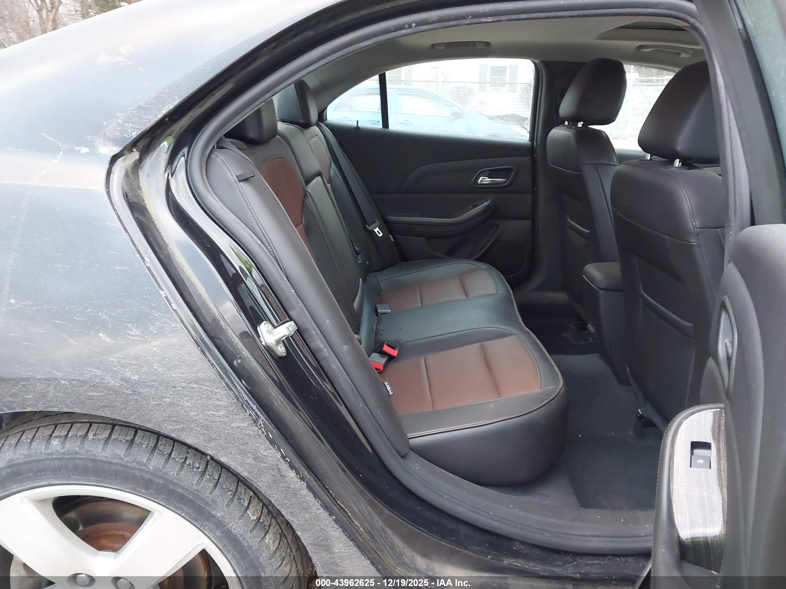 CHEVROLET MALIBU image 8