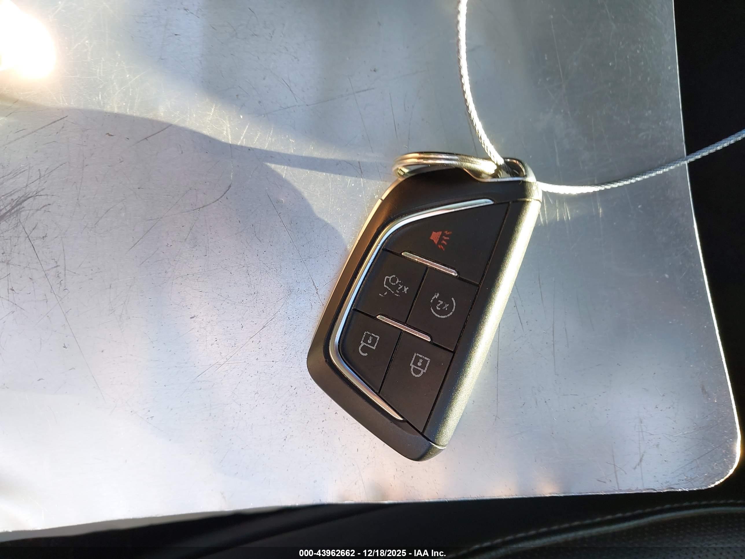 CADILLAC CT4 image 11