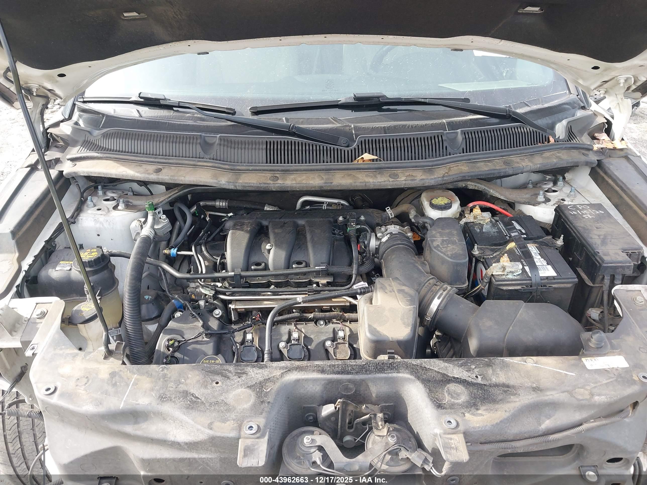 FORD EXPLORER image 10