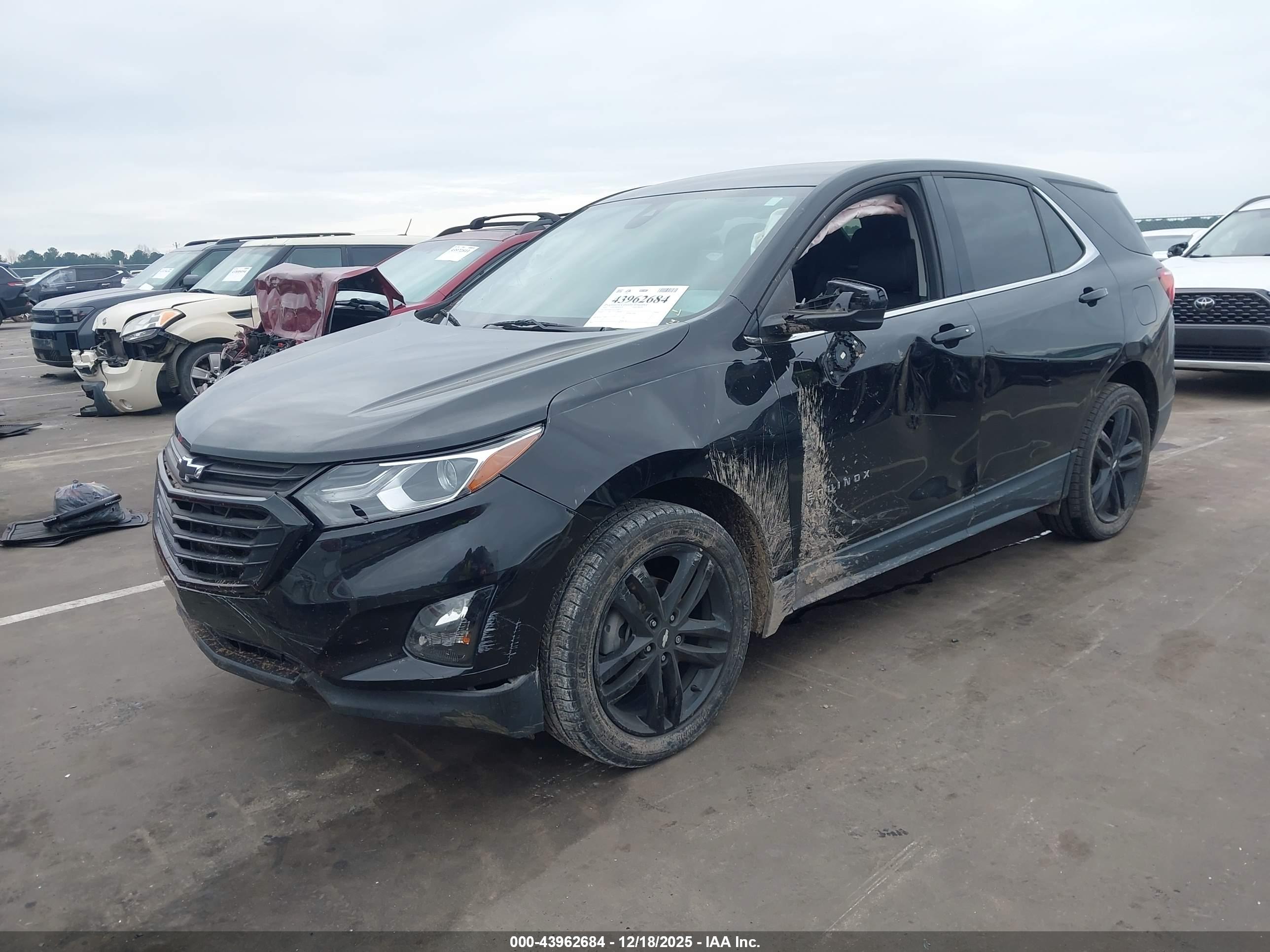 CHEVROLET EQUINOX image 2