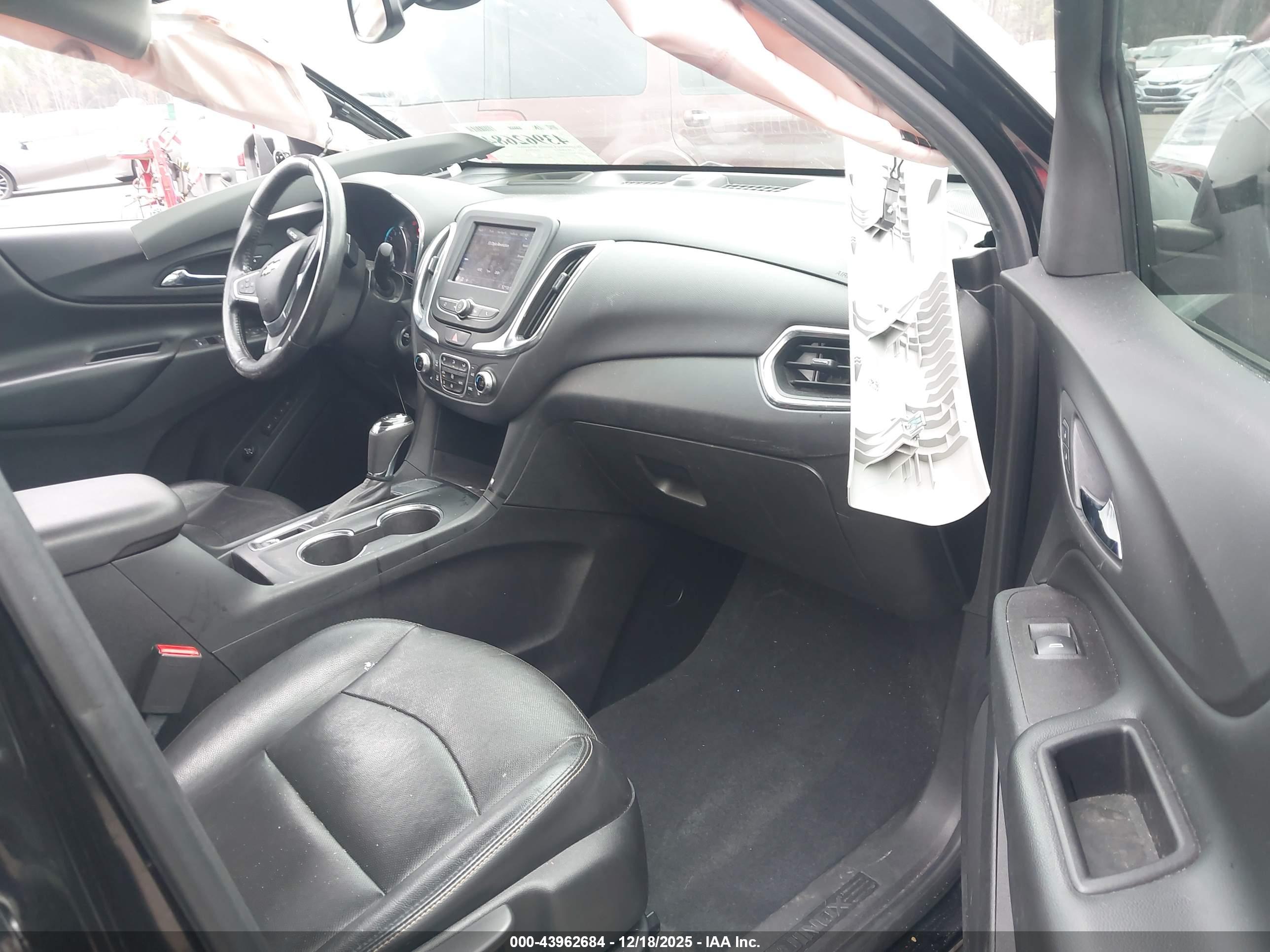 CHEVROLET EQUINOX image 5