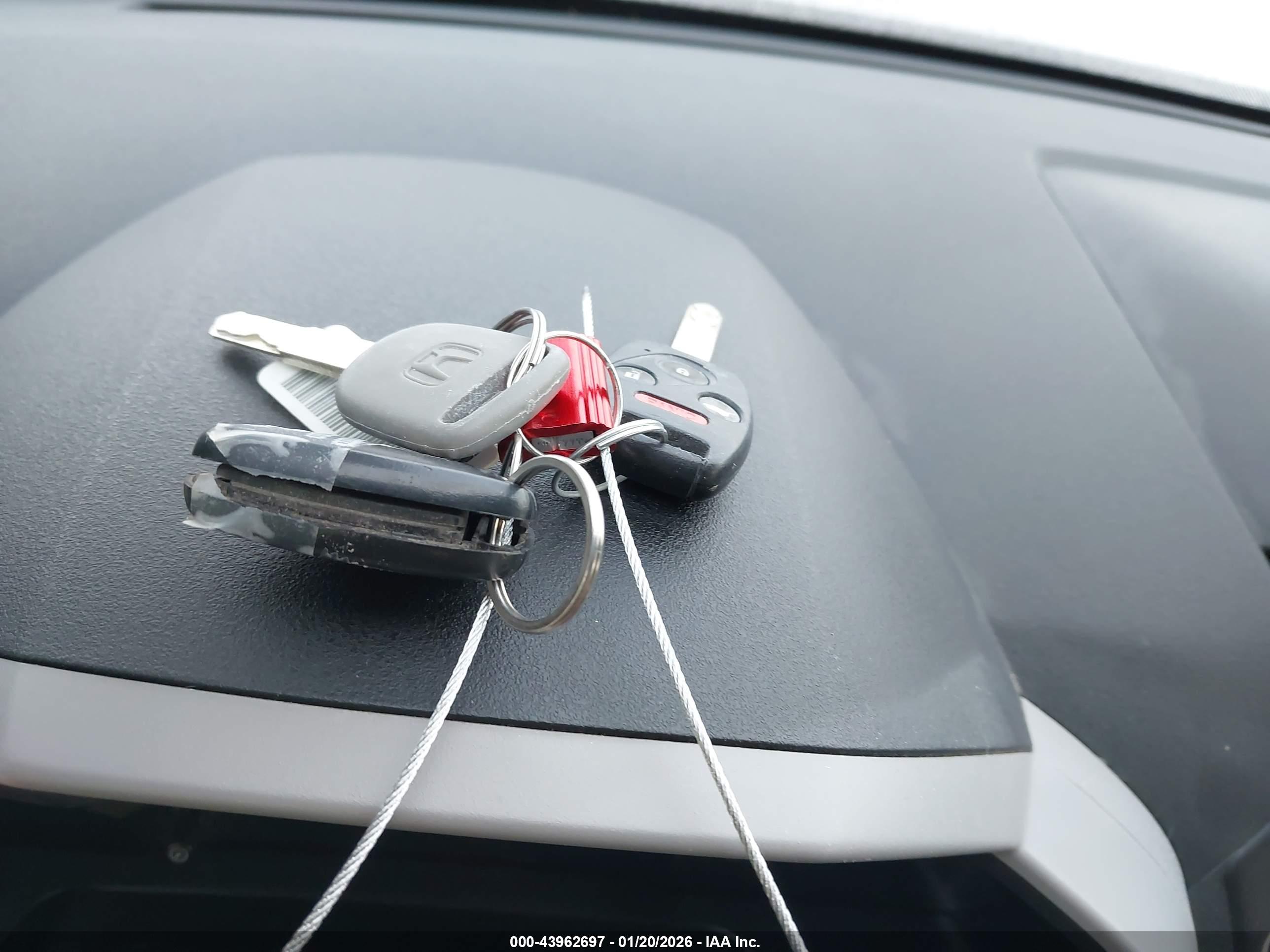 HONDA PILOT image 11