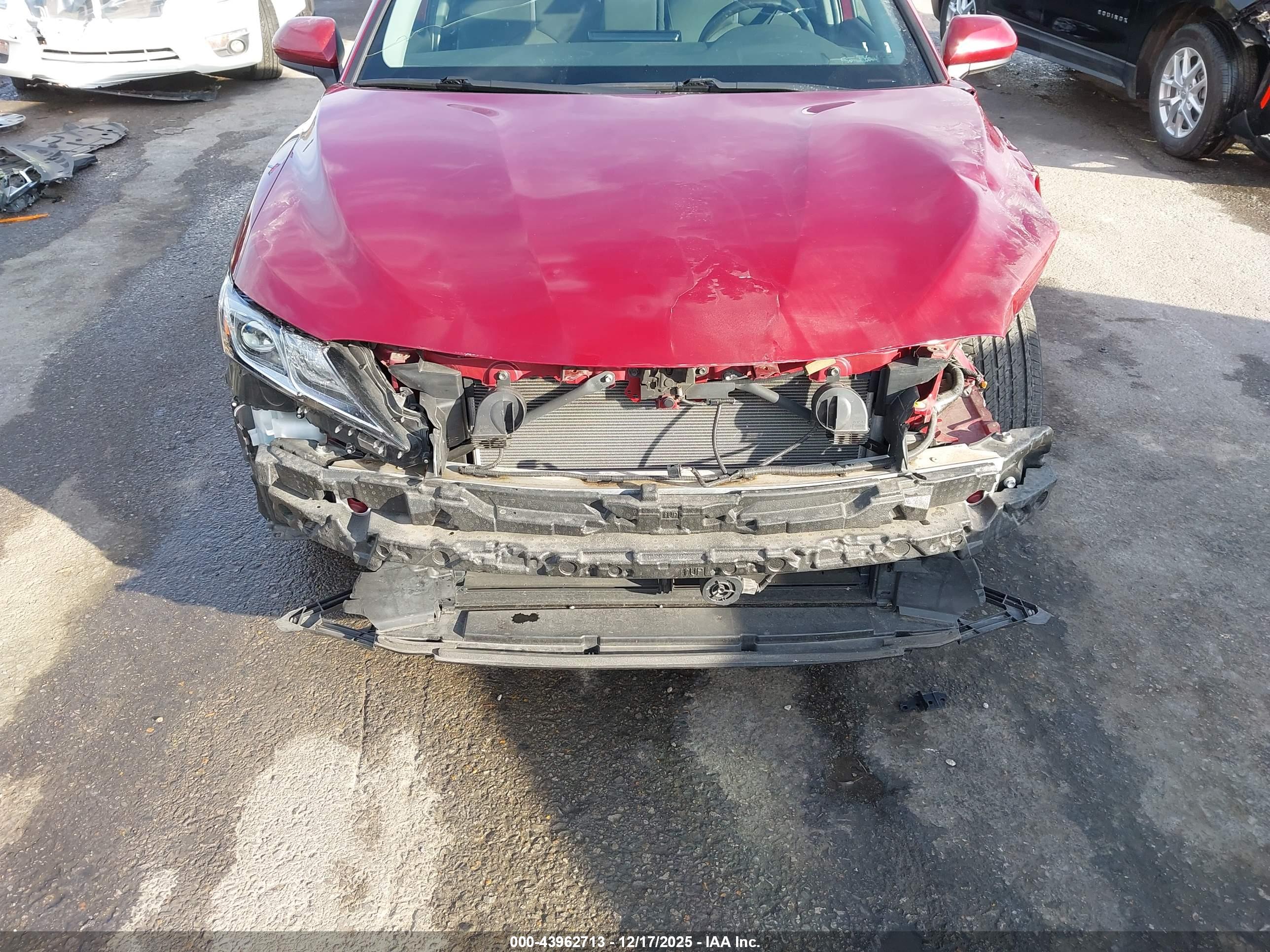 TOYOTA CAMRY image 6