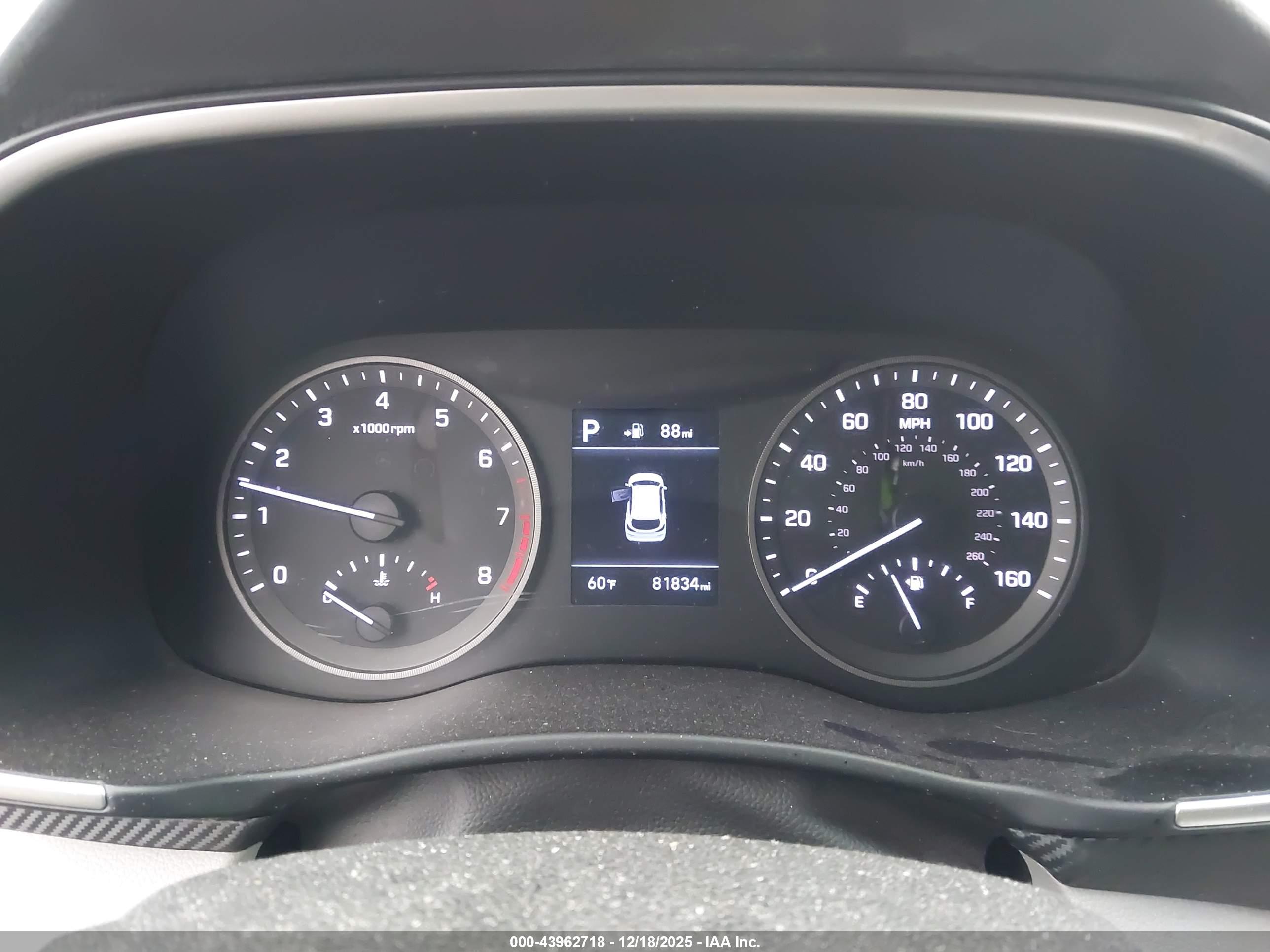 HYUNDAI TUCSON image 7