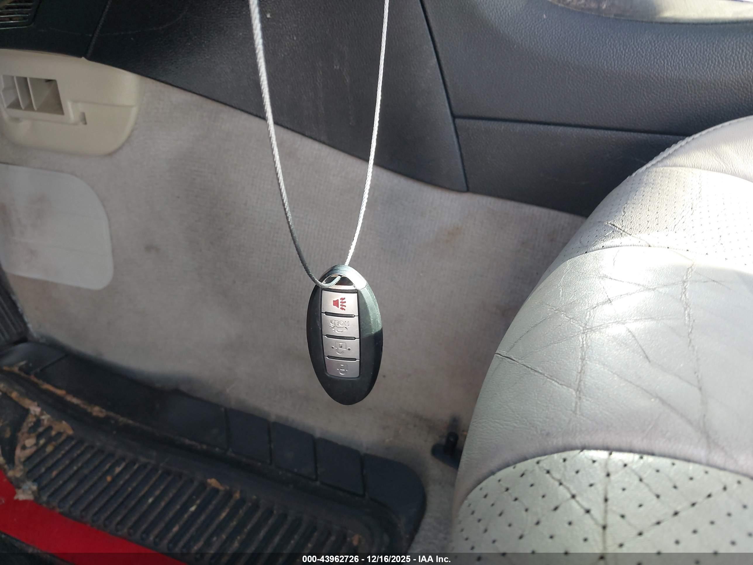 INFINITI G37 image 11