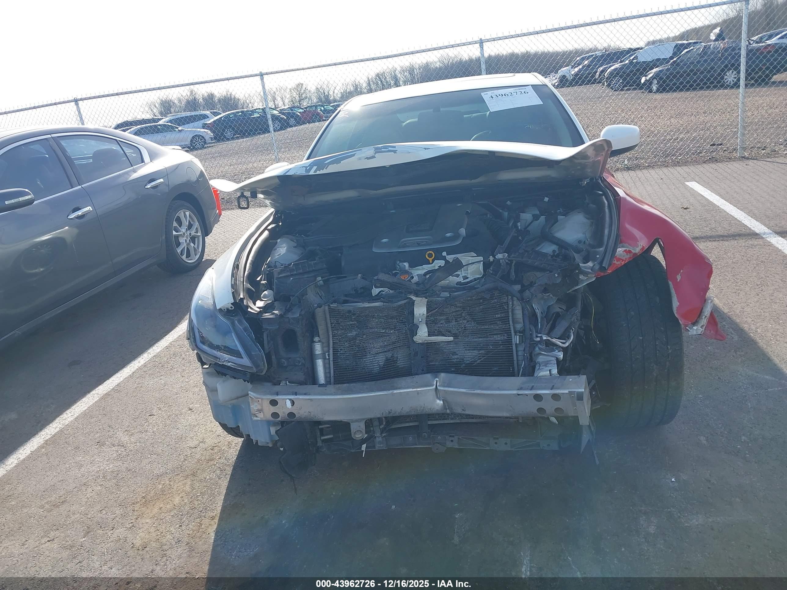 INFINITI G37 image 6