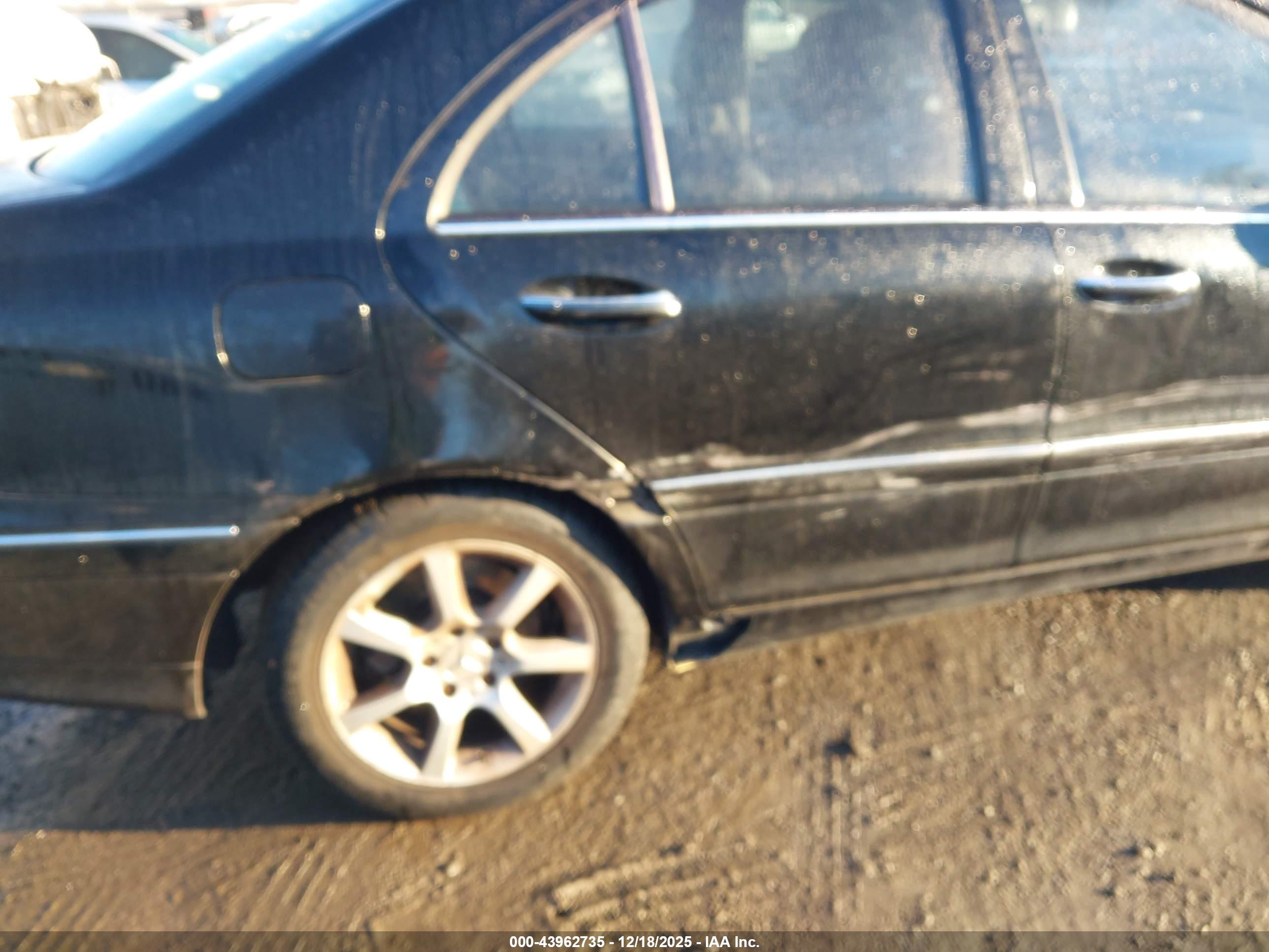 MERCEDES-BENZ C image 6