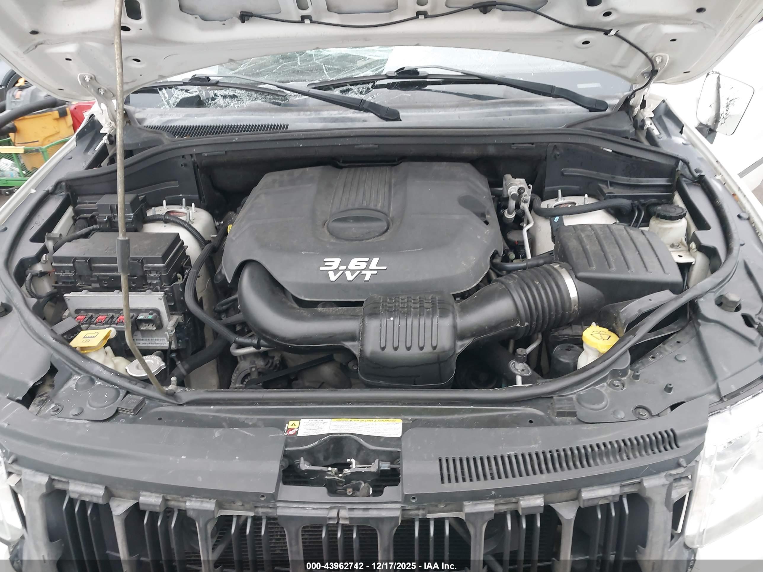 JEEP GRAND image 10