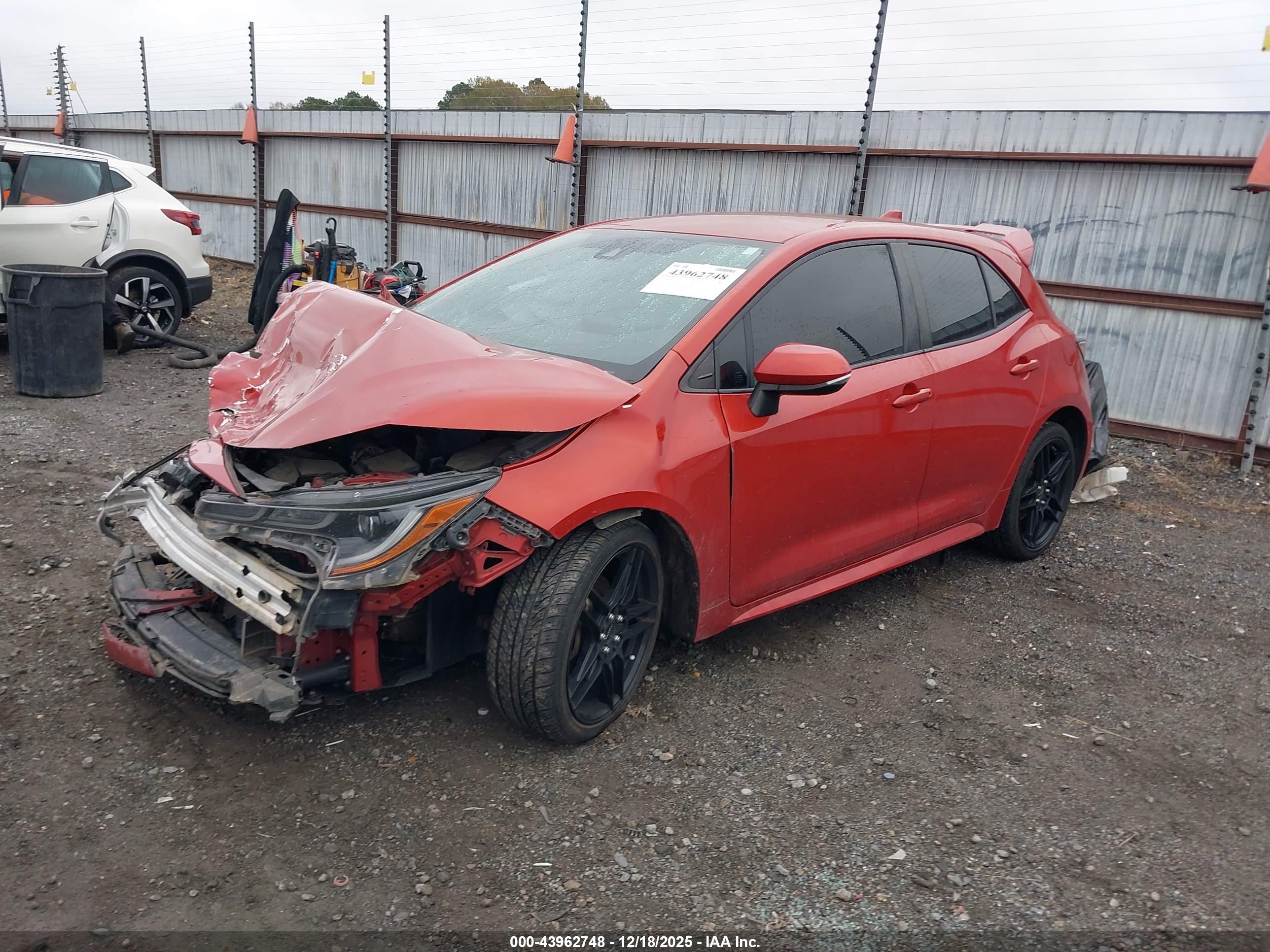 TOYOTA COROLLA image 2