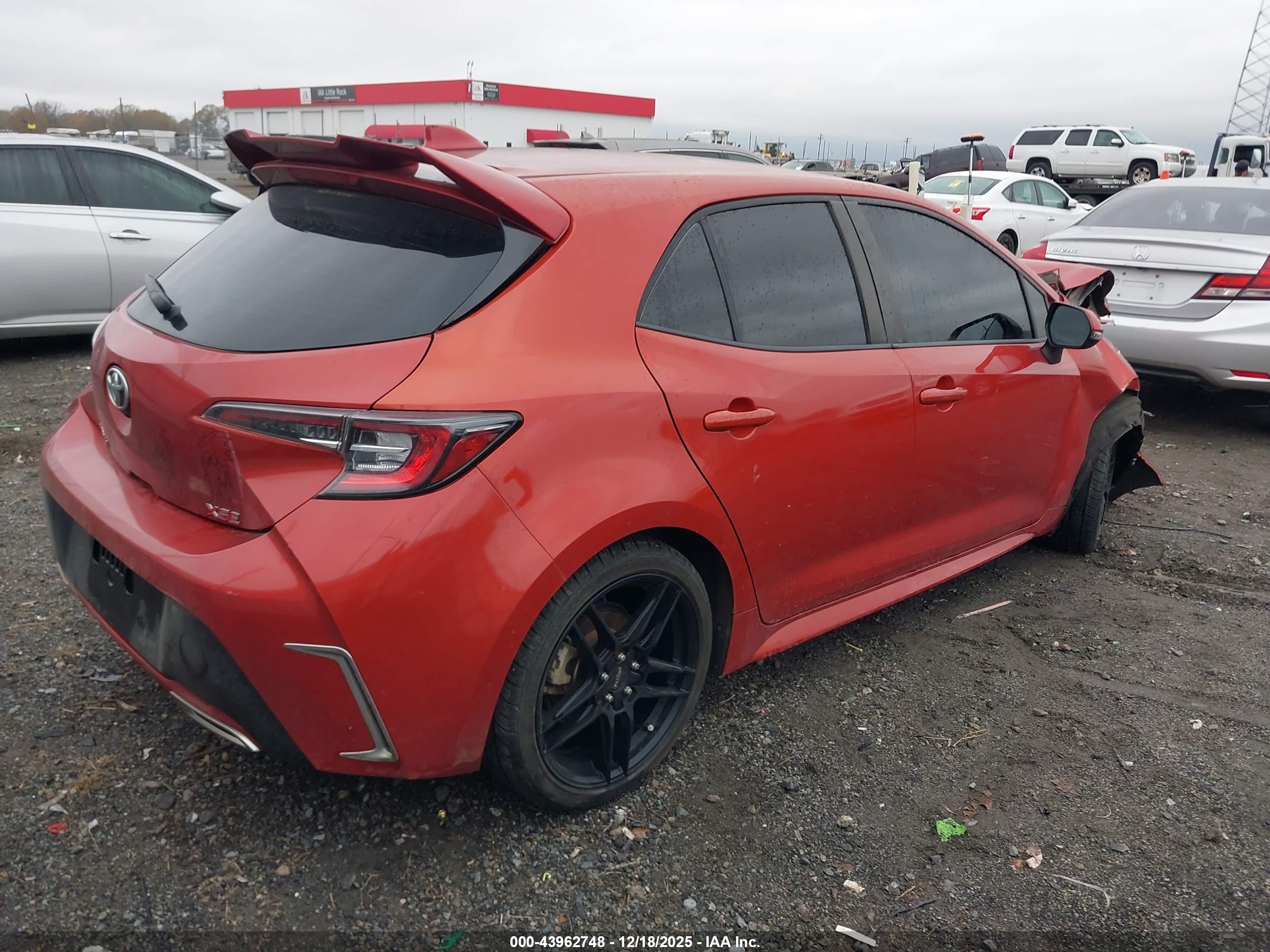 TOYOTA COROLLA image 4