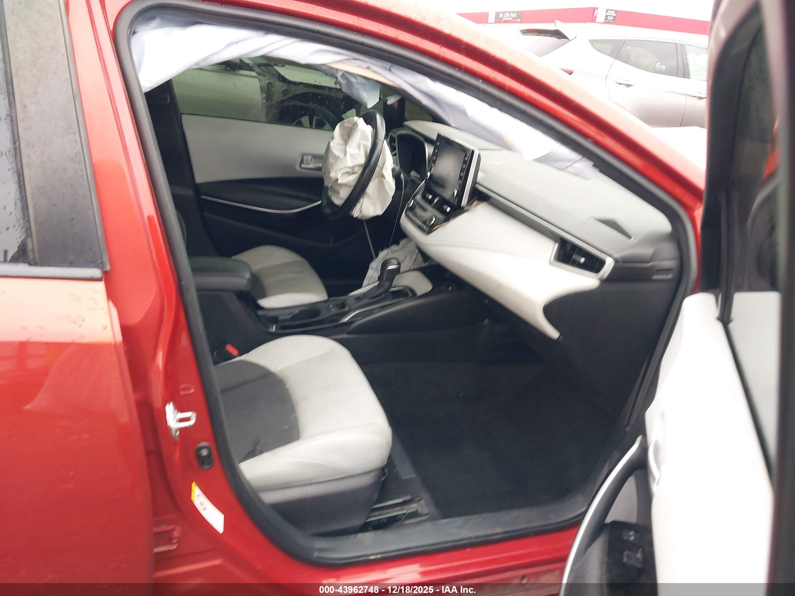 TOYOTA COROLLA image 5