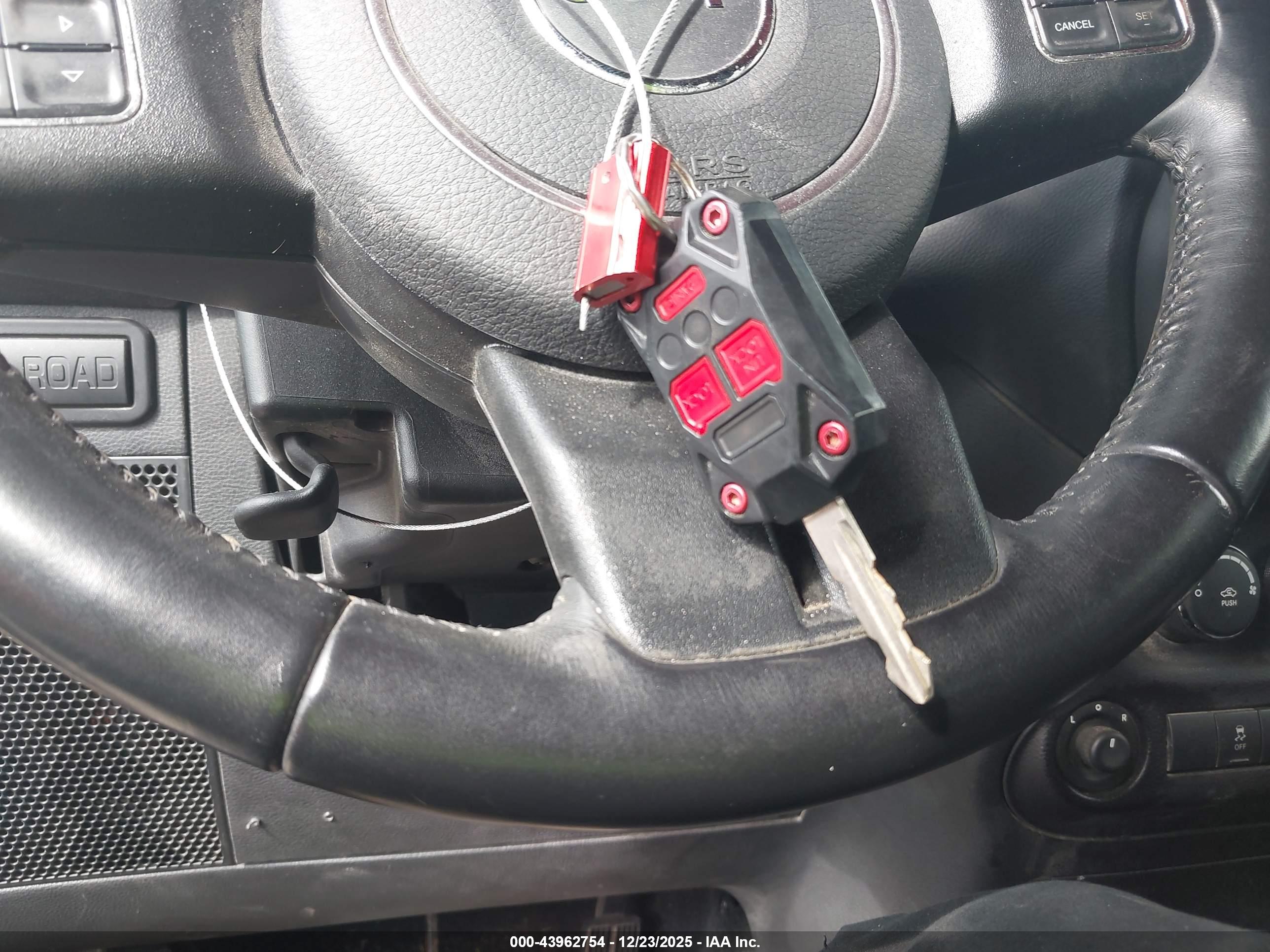 JEEP WRANGLER image 11