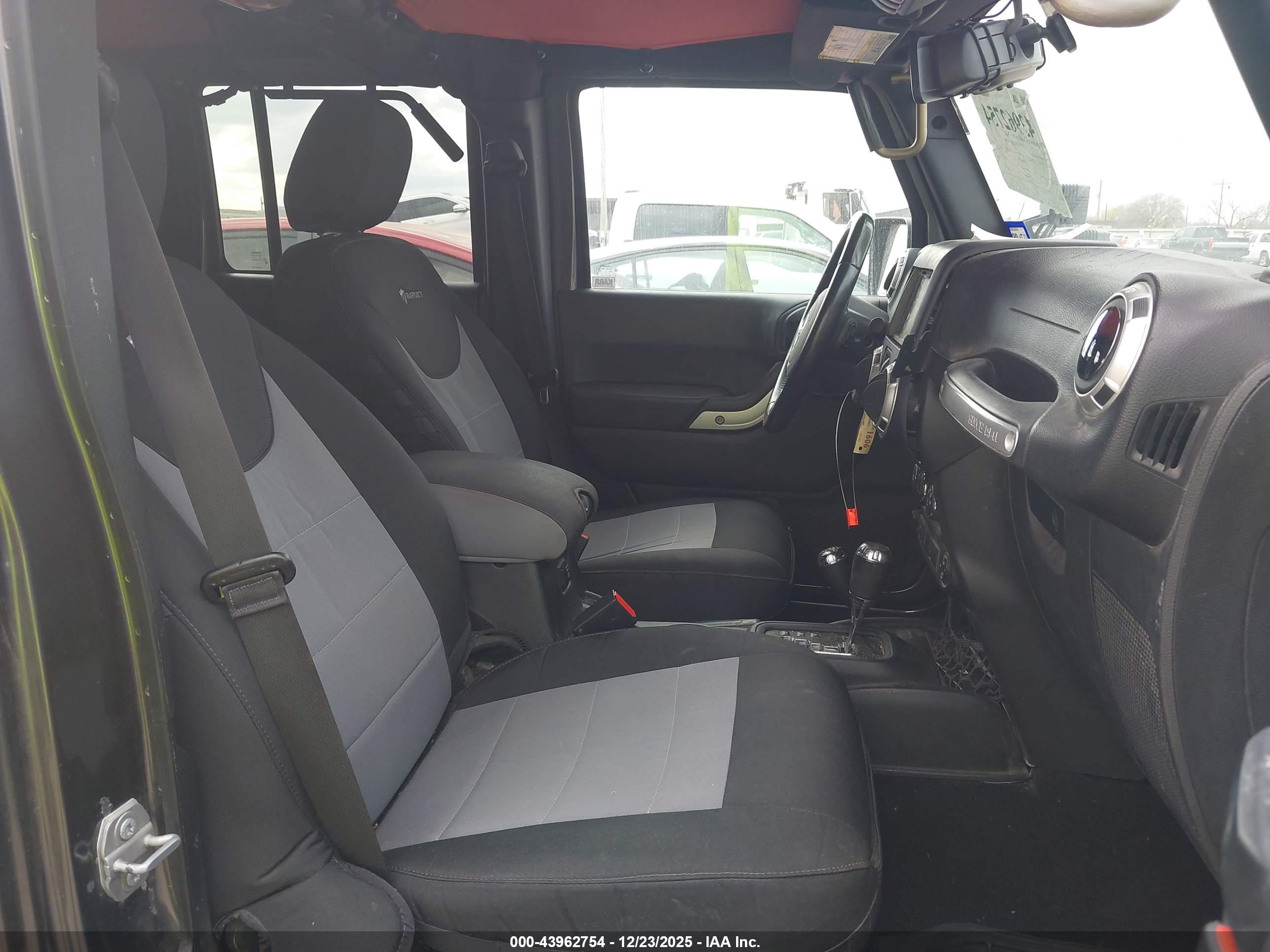 JEEP WRANGLER image 5