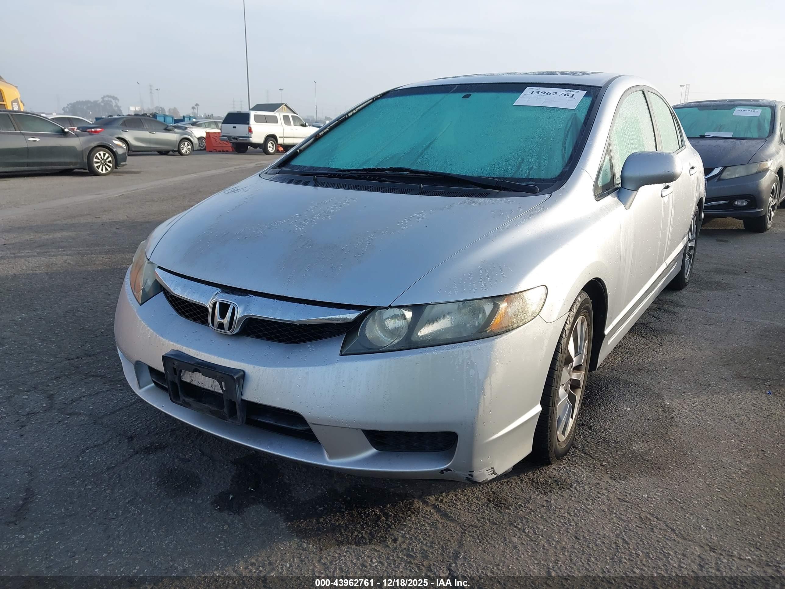 HONDA CIVIC image 2