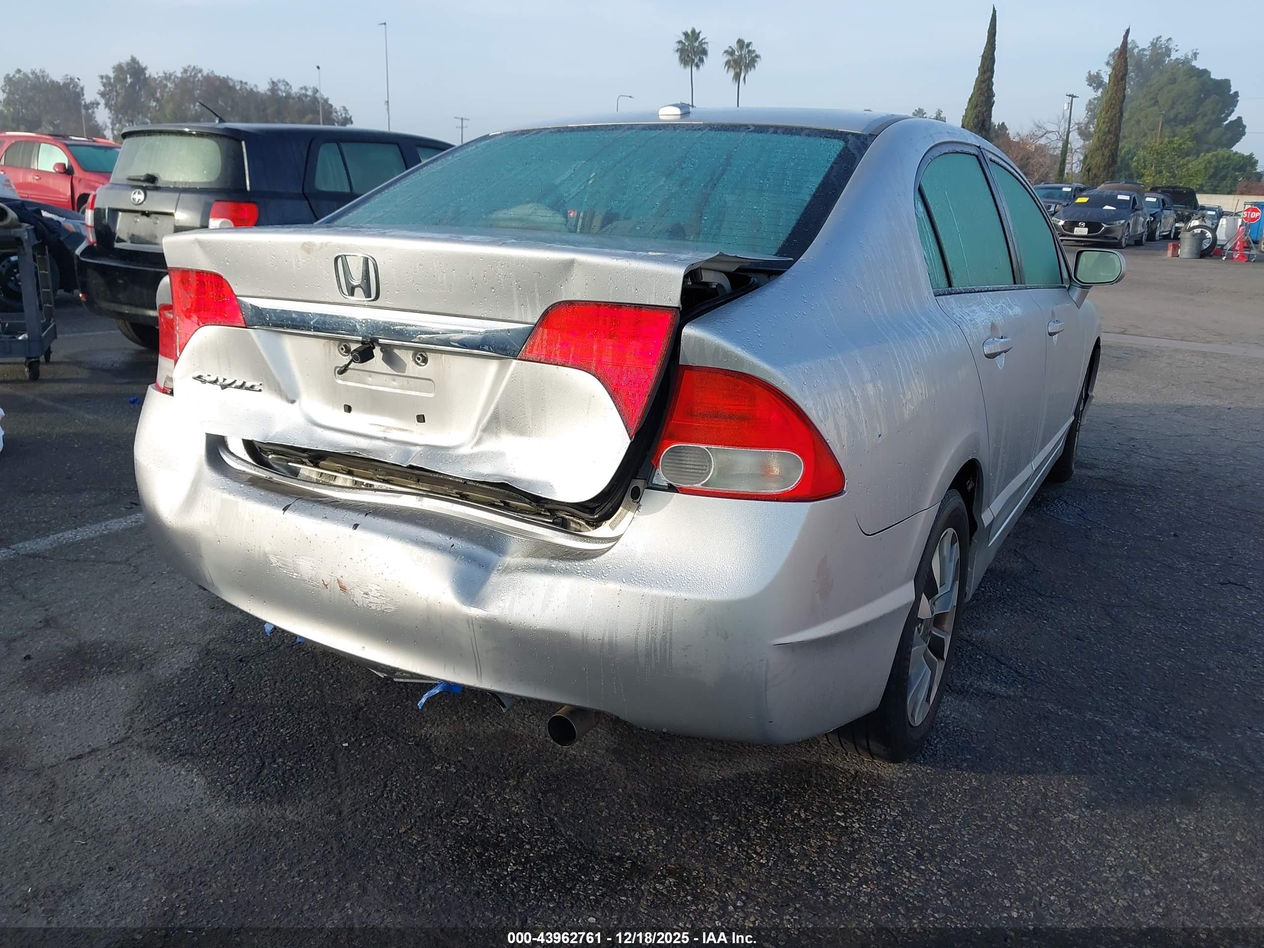 HONDA CIVIC image 4