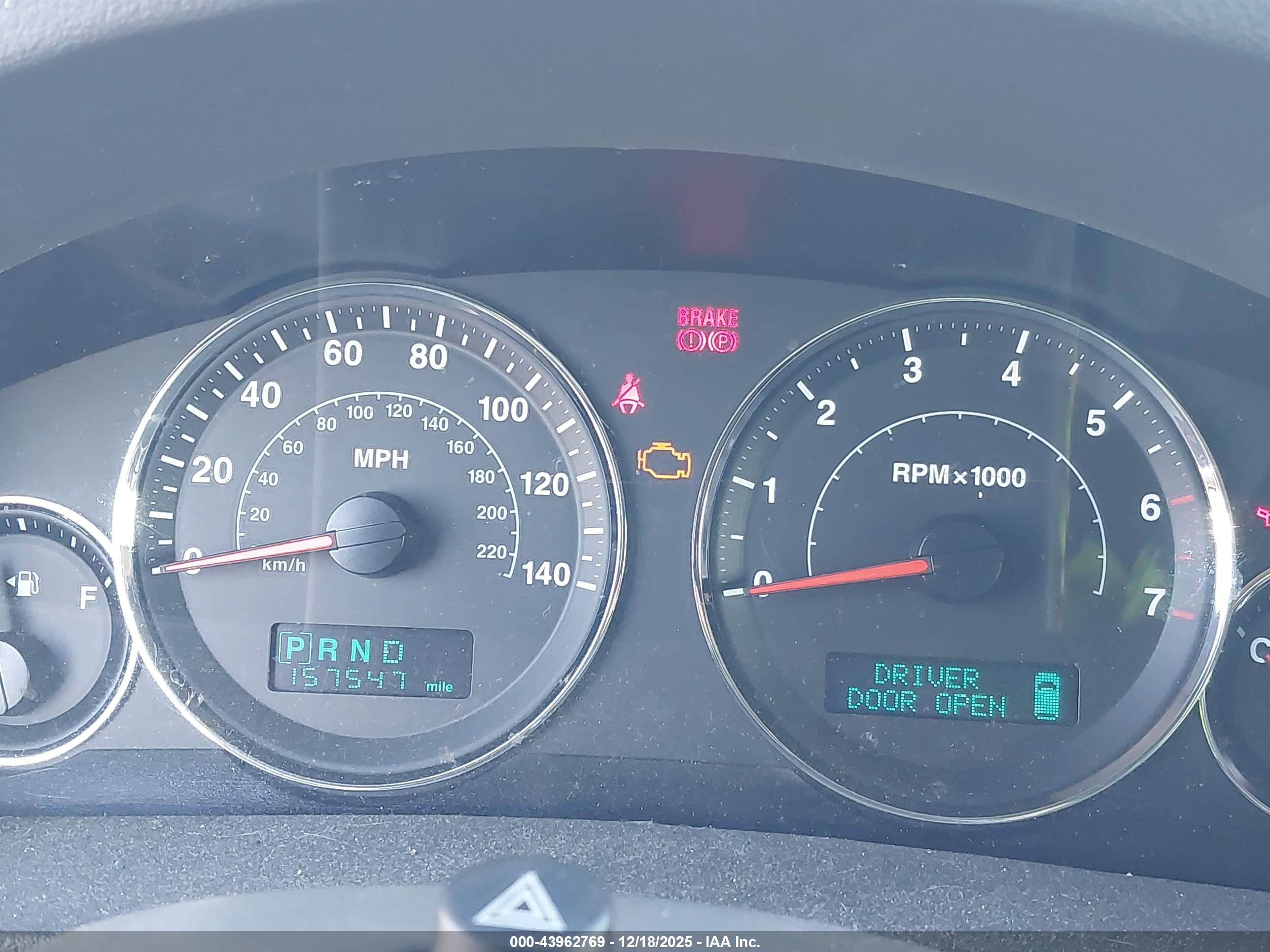 JEEP GRAND image 7