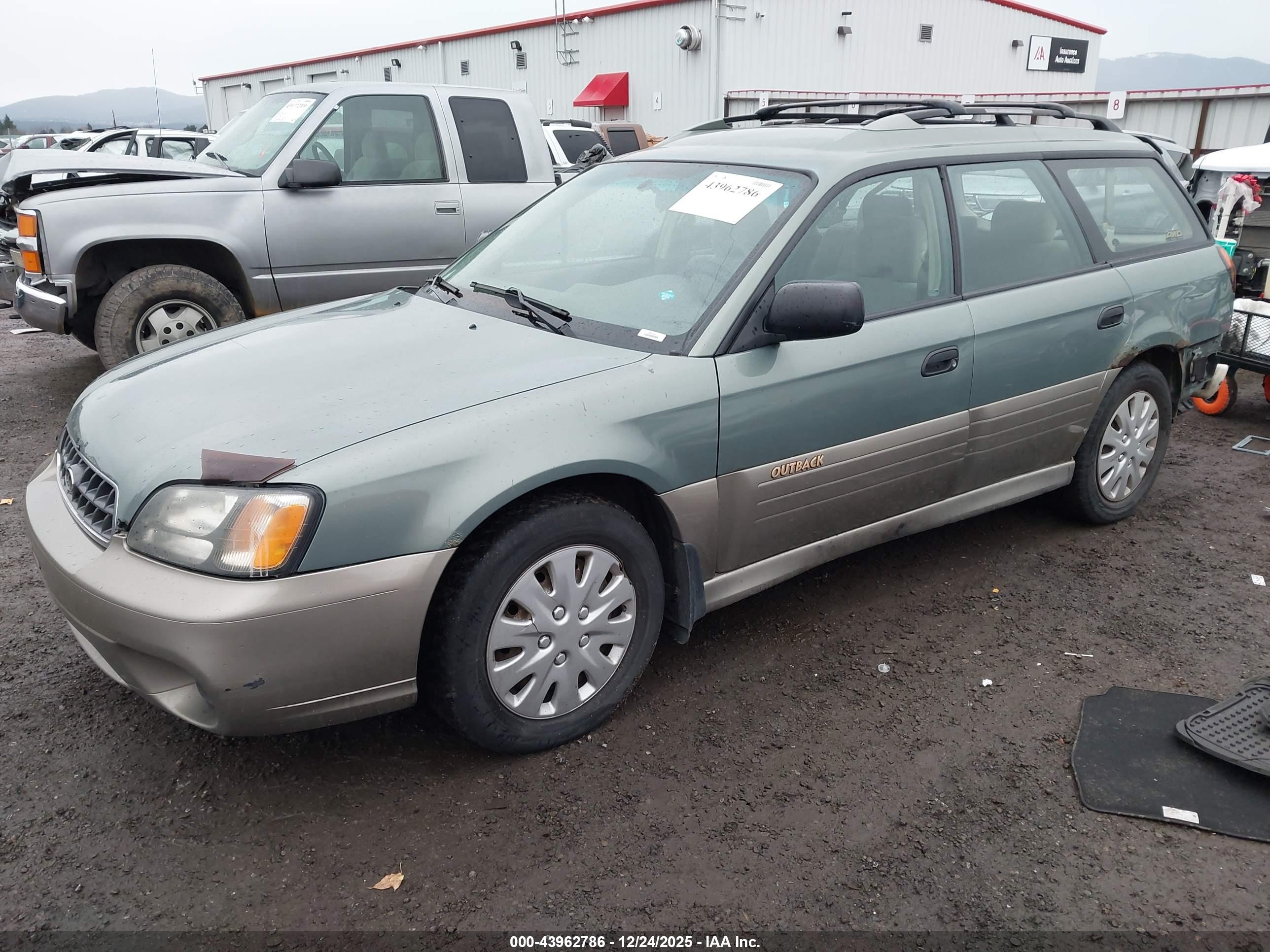 SUBARU OUTBACK image 2