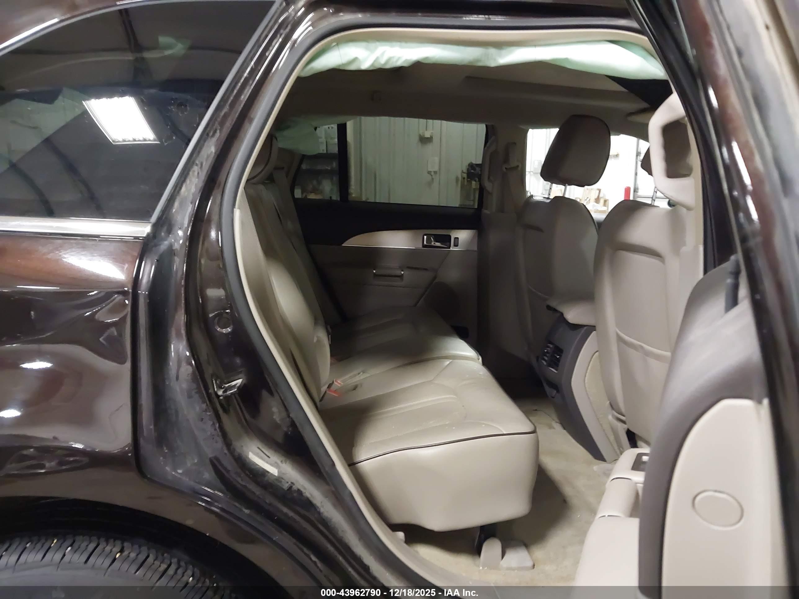 LINCOLN MKX image 8